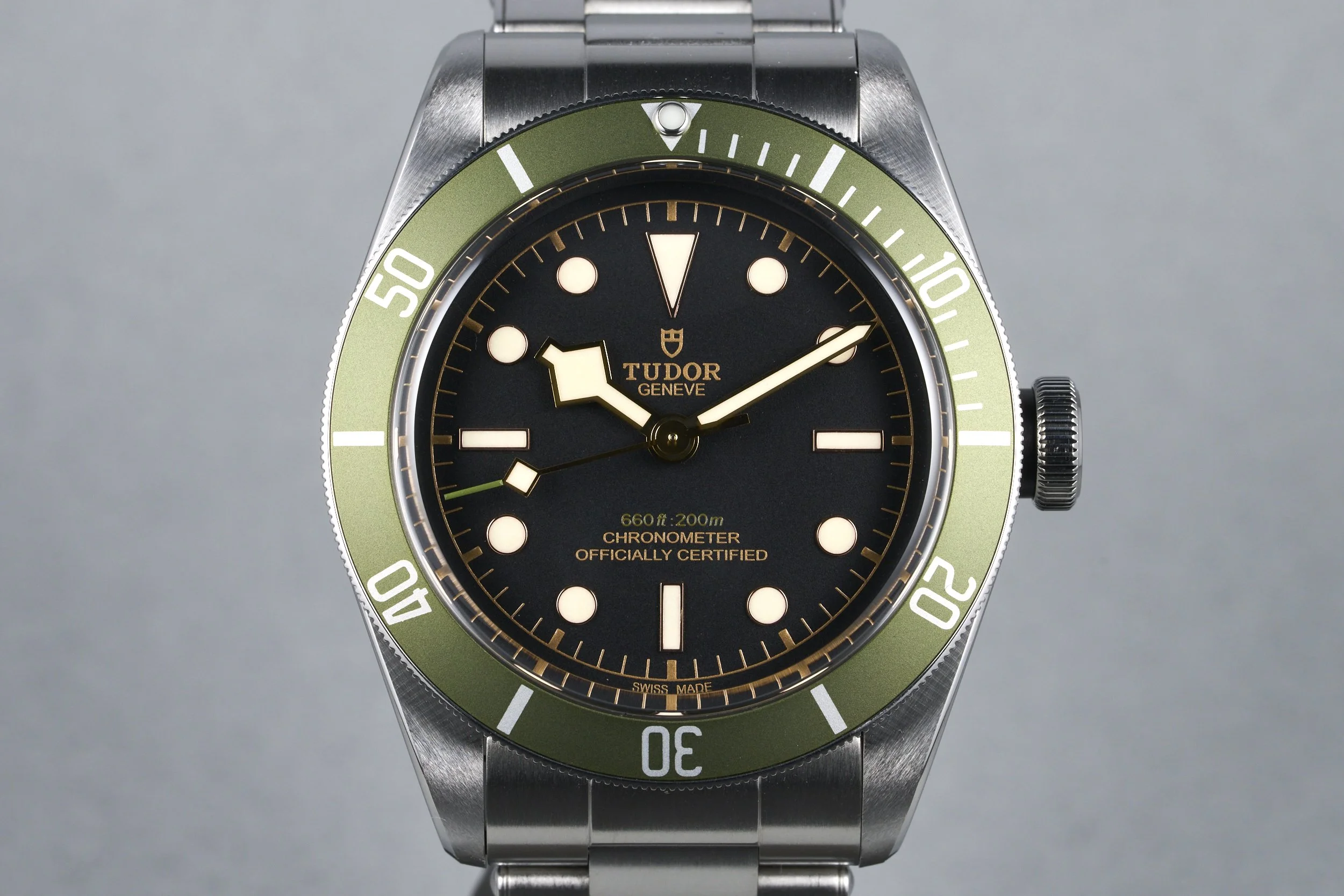 tudor-blackbay.harrods.boxpapers-79230G-black.dial-2018-oysterpalace-OP2320-01.jpg