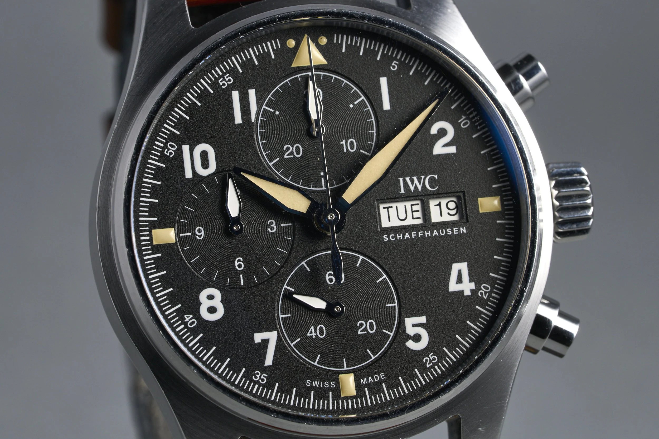 iwc-spitfire.chrono-IW387901-black.dial-2020s-oysterpalace-OP2311-04.jpg