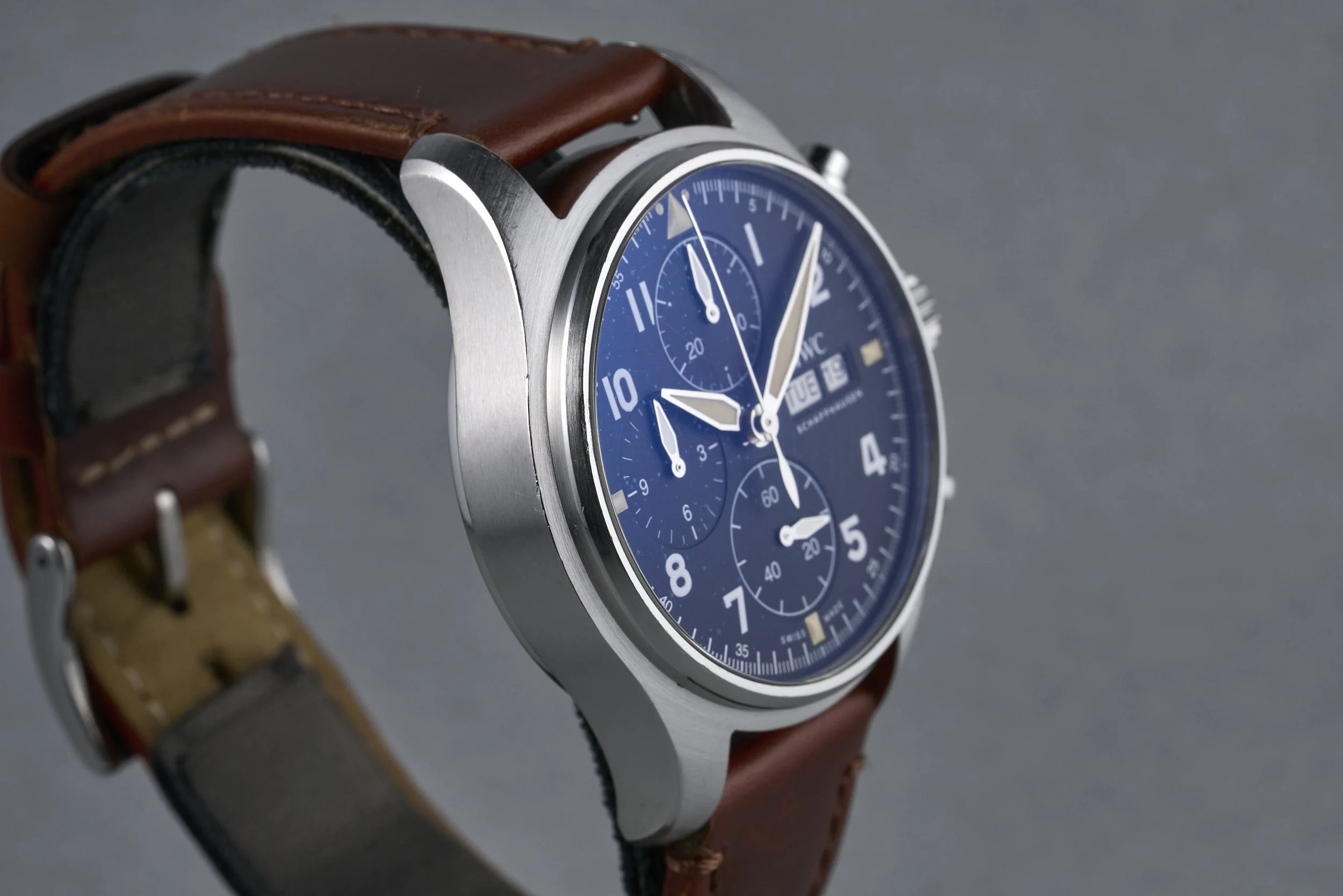 iwc-spitfire.chrono-IW387901-black.dial-2020s-oysterpalace-OP2311-05.jpg