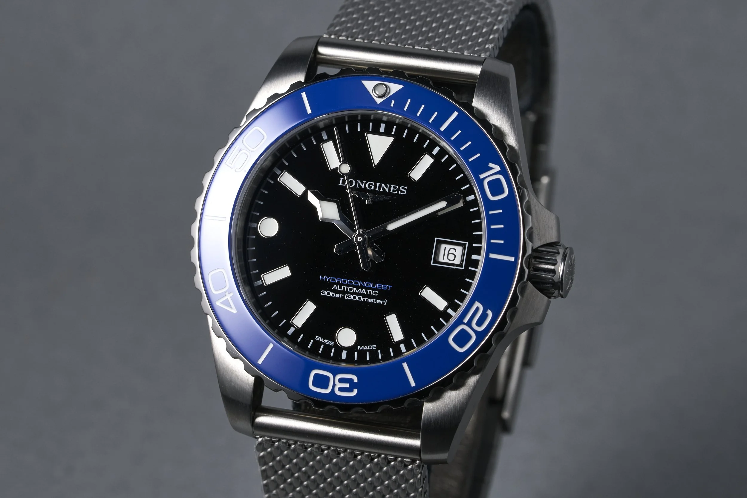 longines-hydroconquest.boxpapers-L3.779.4.90.6-black.dial-2026-oysterpalace-OP2331-03.jpg