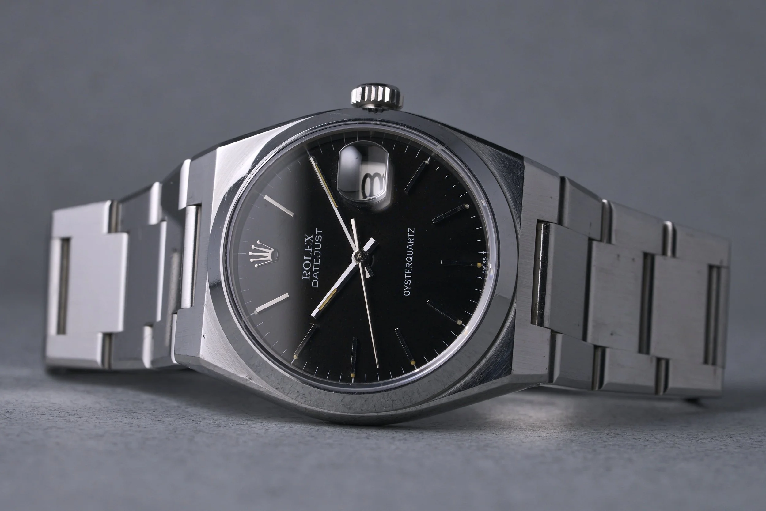 rolex-oysterquartz.servicepapers-17000-black.dial-5.2miill-oysterpalace-OP2267-11.jpg