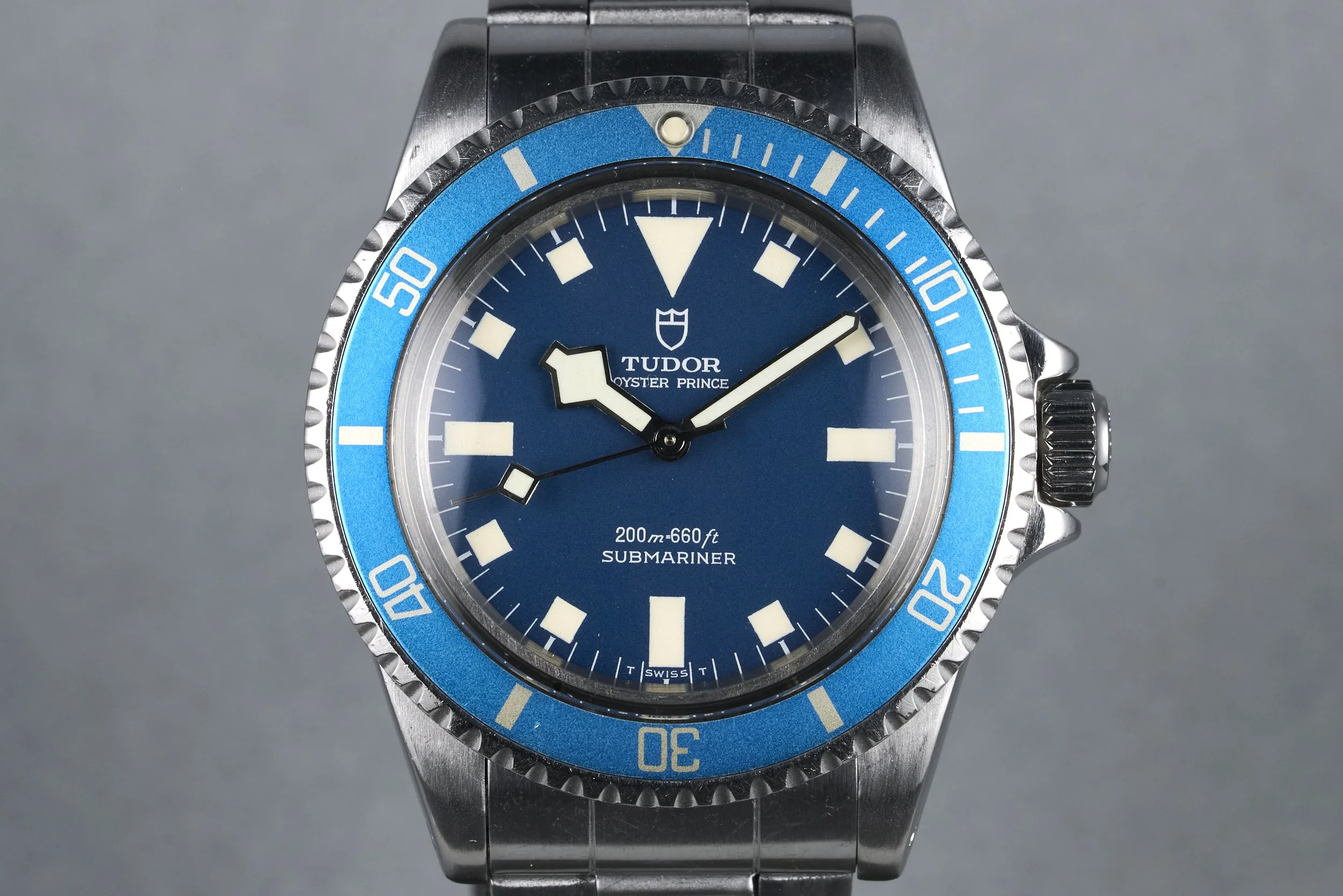 tudor-submariner-94010-blue.snowflake.dial-1980-oysterpalace-OP2214-01.jpg