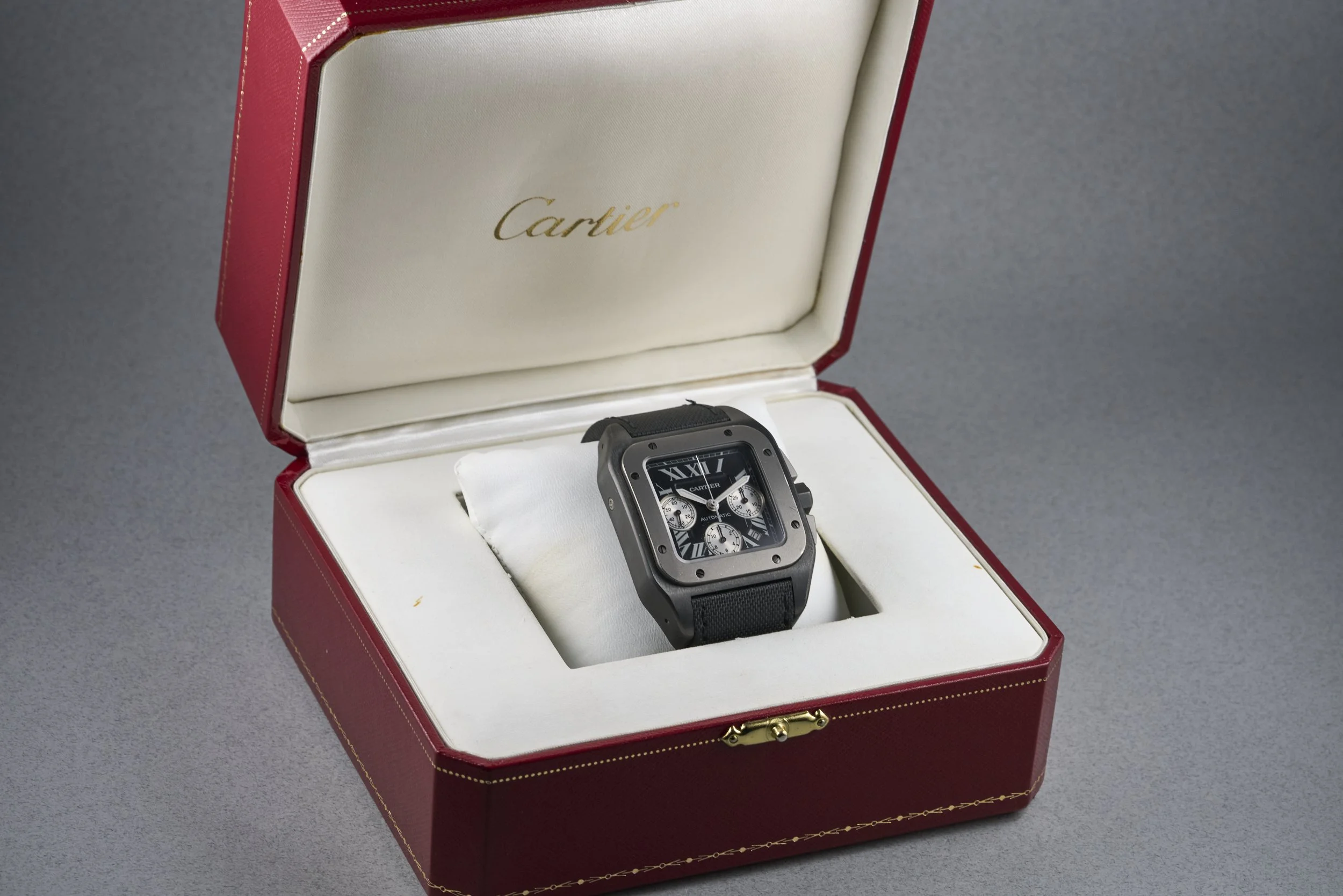 cartier-santos100.XL.box-W2020005-black.dial-2010-oysterpalace-OP2333-09.jpg