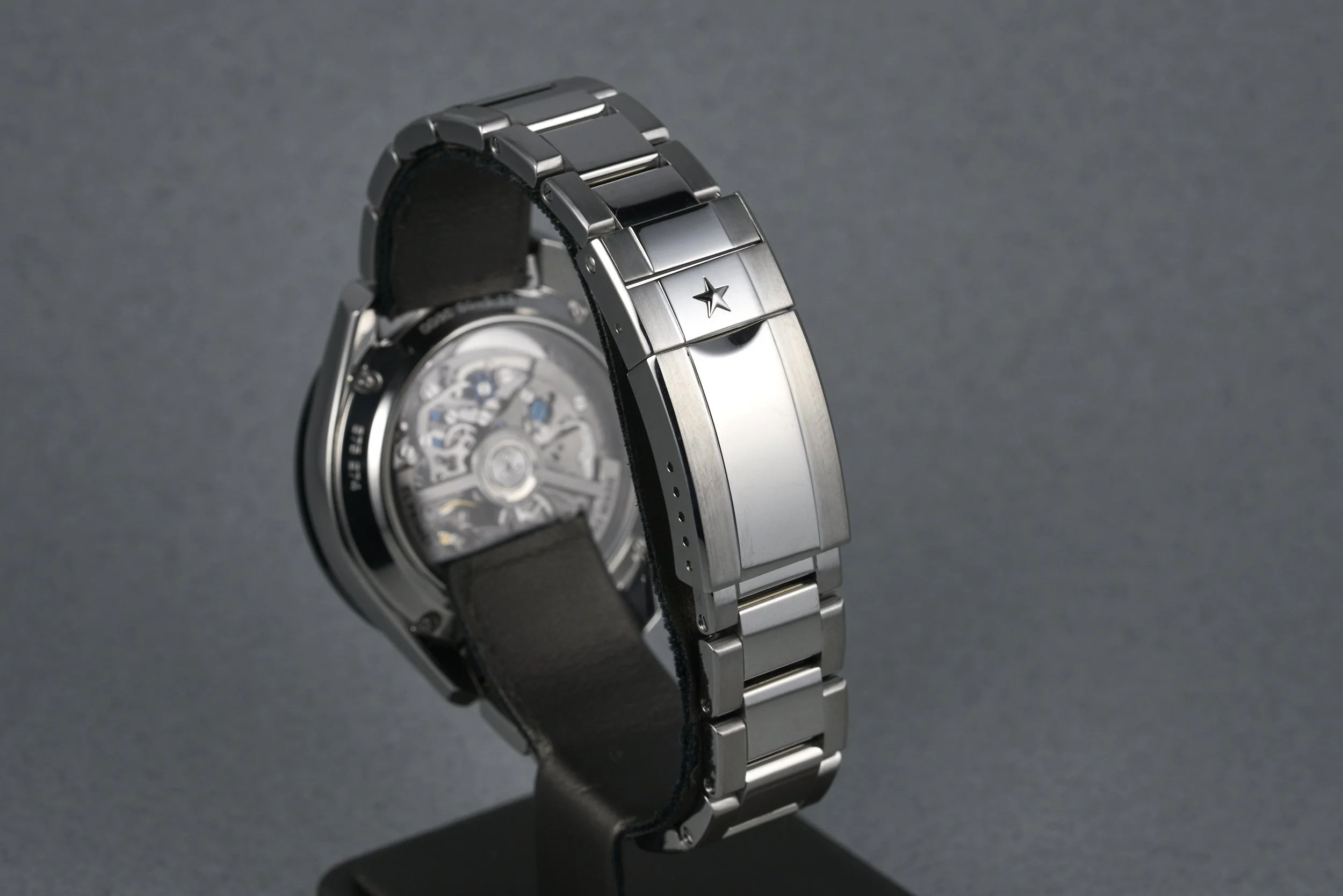 zenith-chronomaster.boxpapers-03.3100.3600.69.MN3100-white.dial-2021-oysterpalace-OP2198-07.jpg