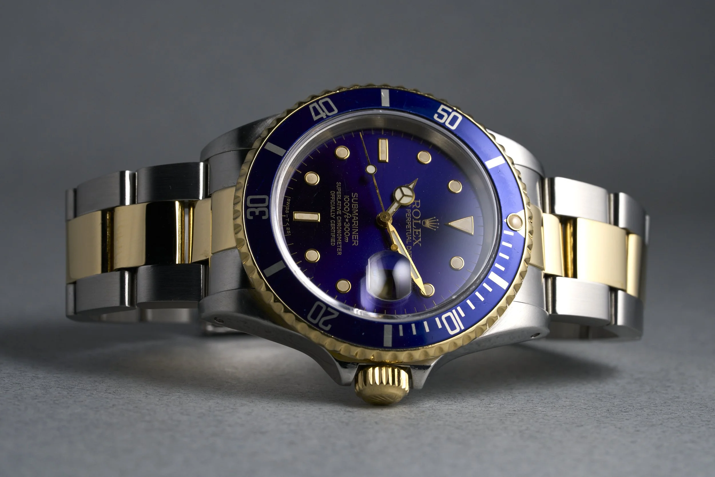 rolex-submariner.twotone-16613-blue.purple.dial-1990.E-oysterpalace-OP2170-16 1.jpg