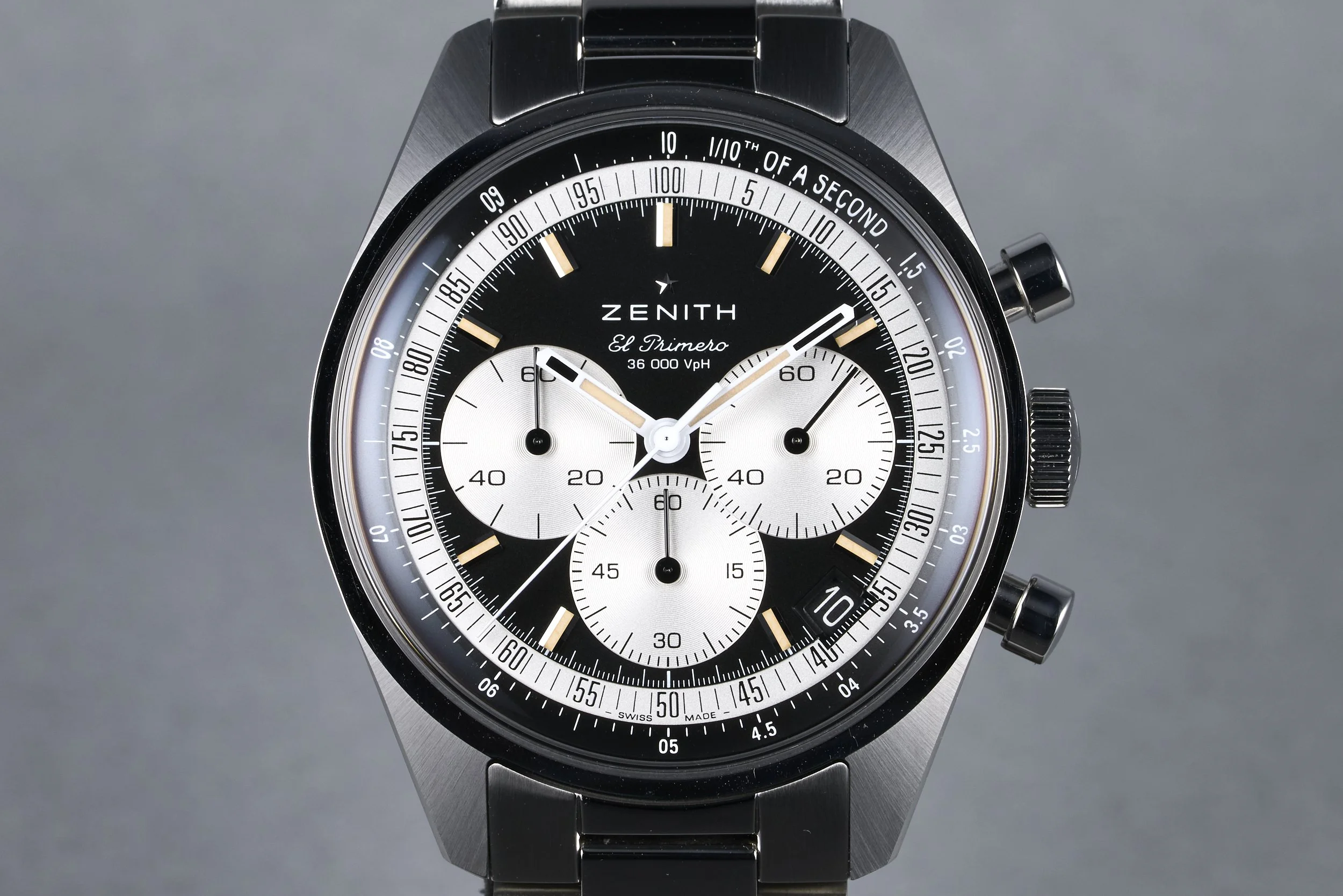 zenith-chronomaster.original.boxpaper-03.3200.3600.21.m3200-reverse.panda.dial-2022-oysterpalace-OP2183-01.jpg