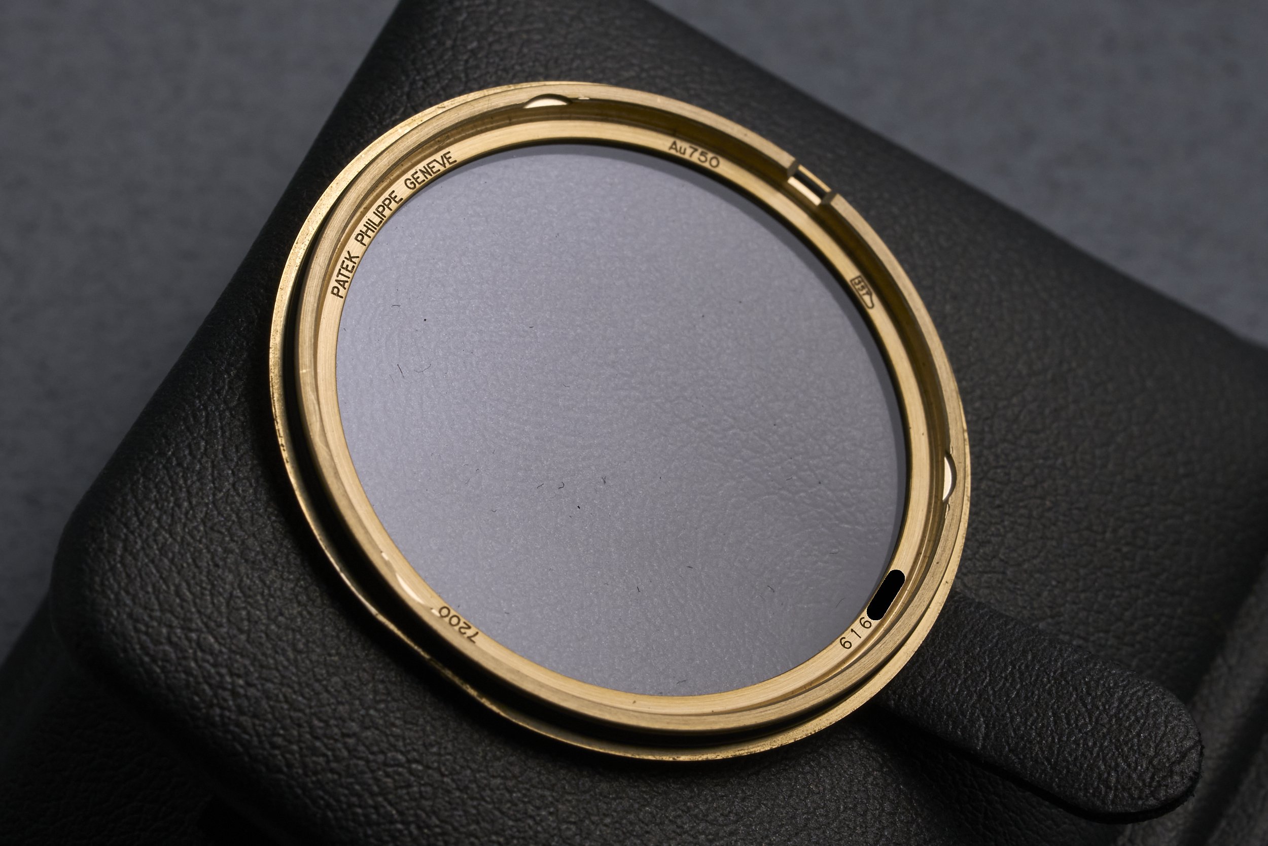 patek-calatrava.yellowgold-7200R-silver.dial-2010s-oysterpalace-OP2149-10.jpg