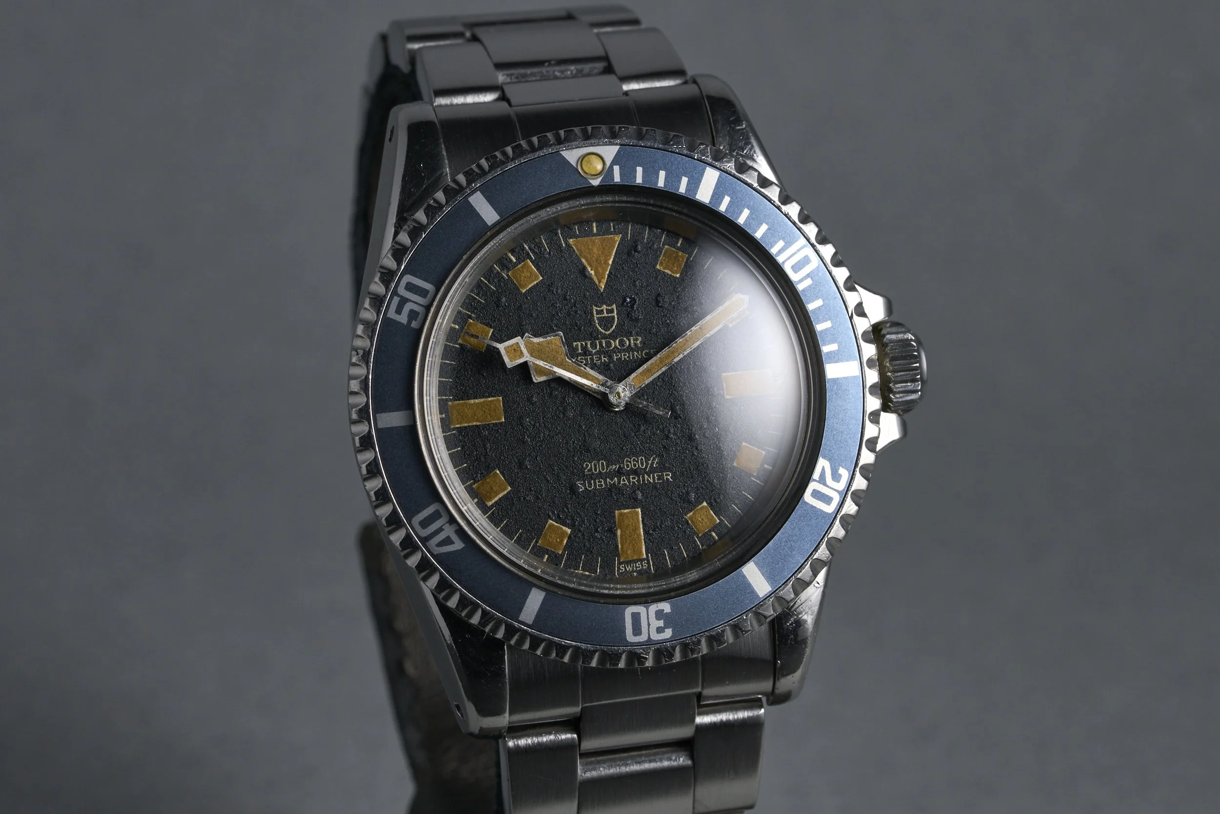 tudor-submariner-7016-blue.snowflake.dial-780xxx-oysterpalace-OP2268-02.jpg