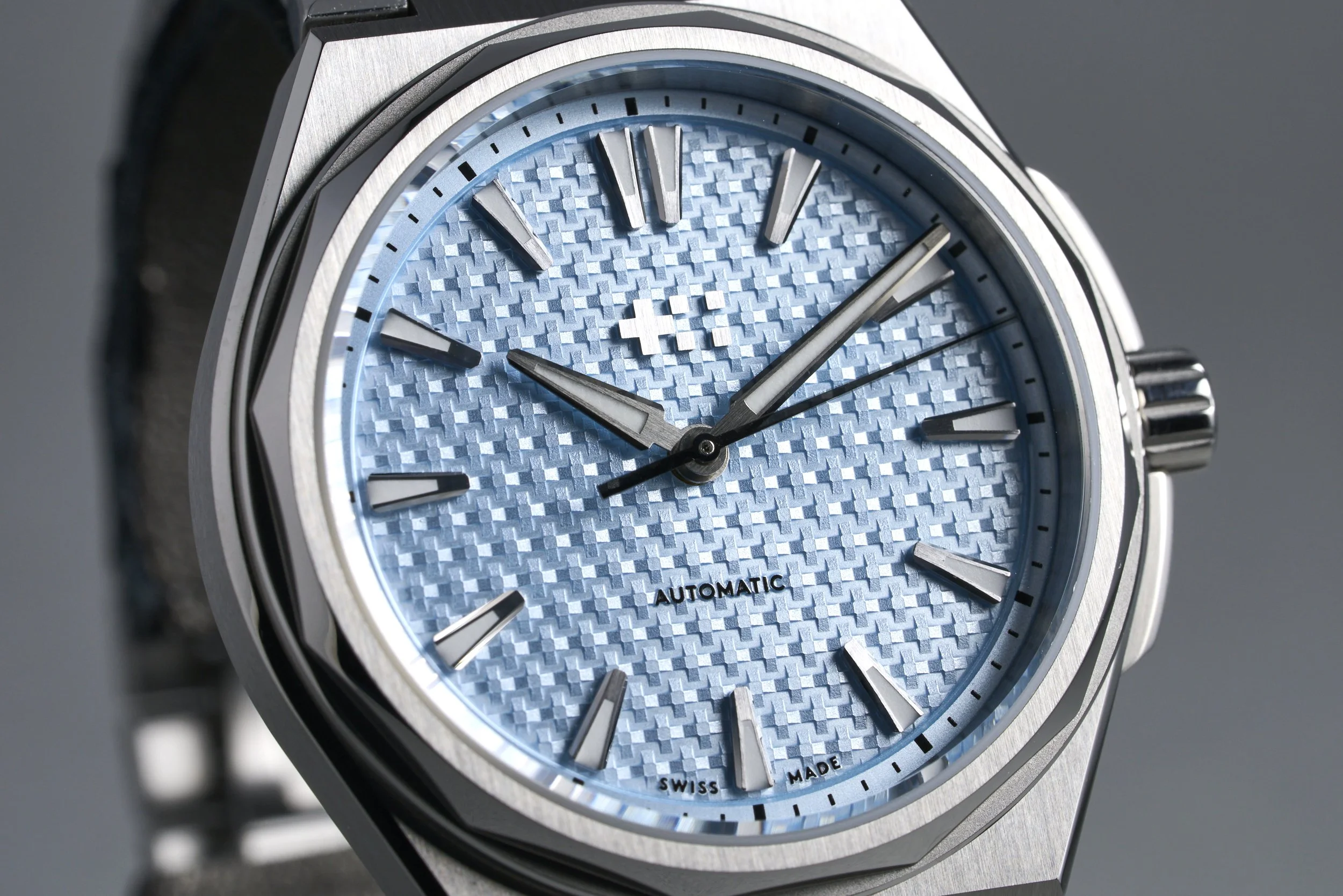 chistopherward-twelve.boxpapers-nordic.blue-light.blue.dial-2023-oysterpalace-OP2255-04.jpg