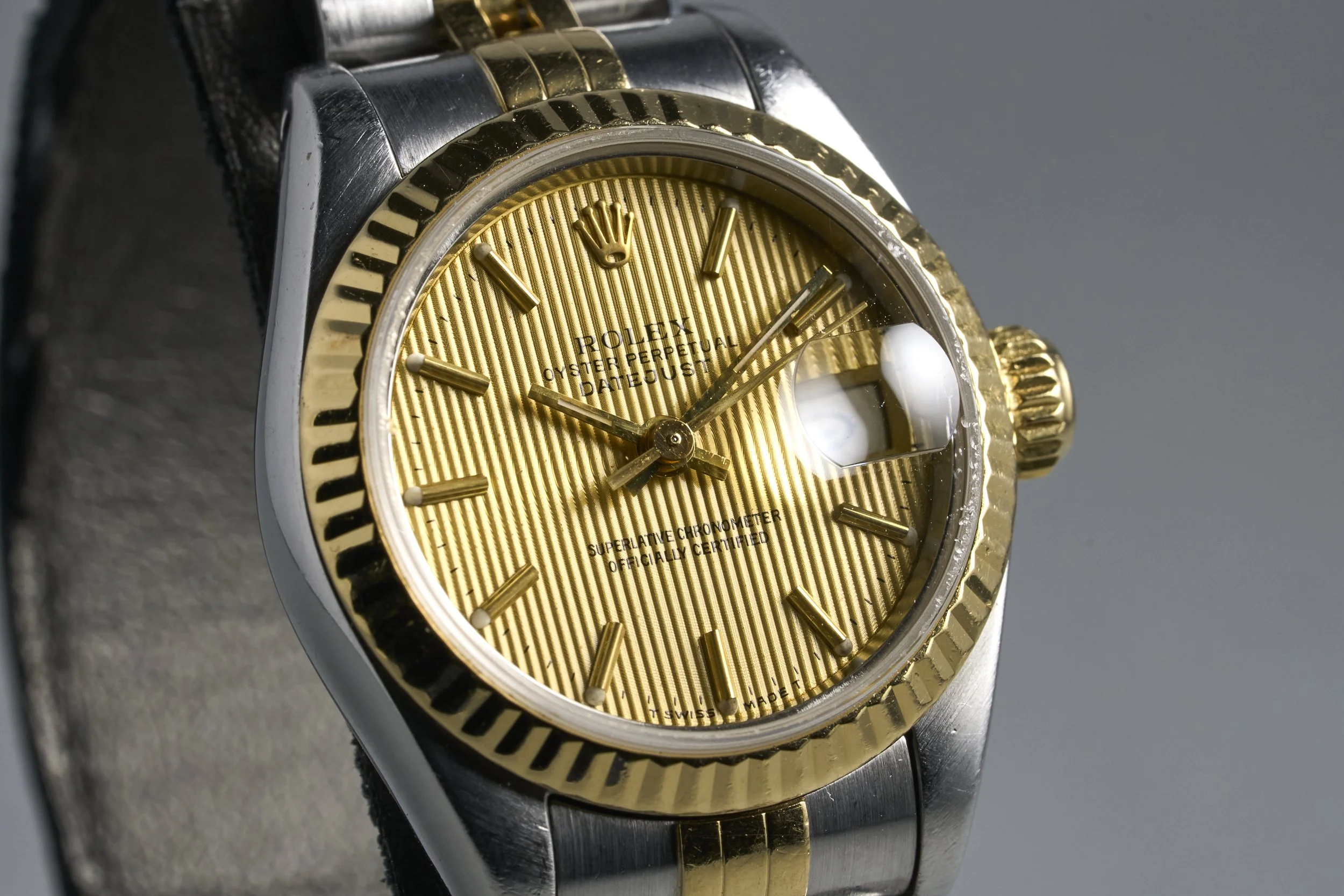 rolex-datejust.ladies-69173-champagne.tapestry.dial-1987-oysterpalace-OP2301-04.jpg