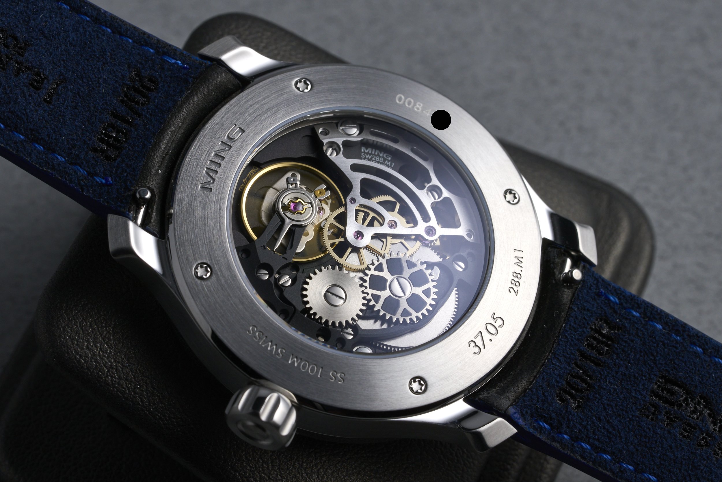 ming-moon.boxpapers-37.05-blue.dial-2024-oysterpalace-OP2152-08.jpg