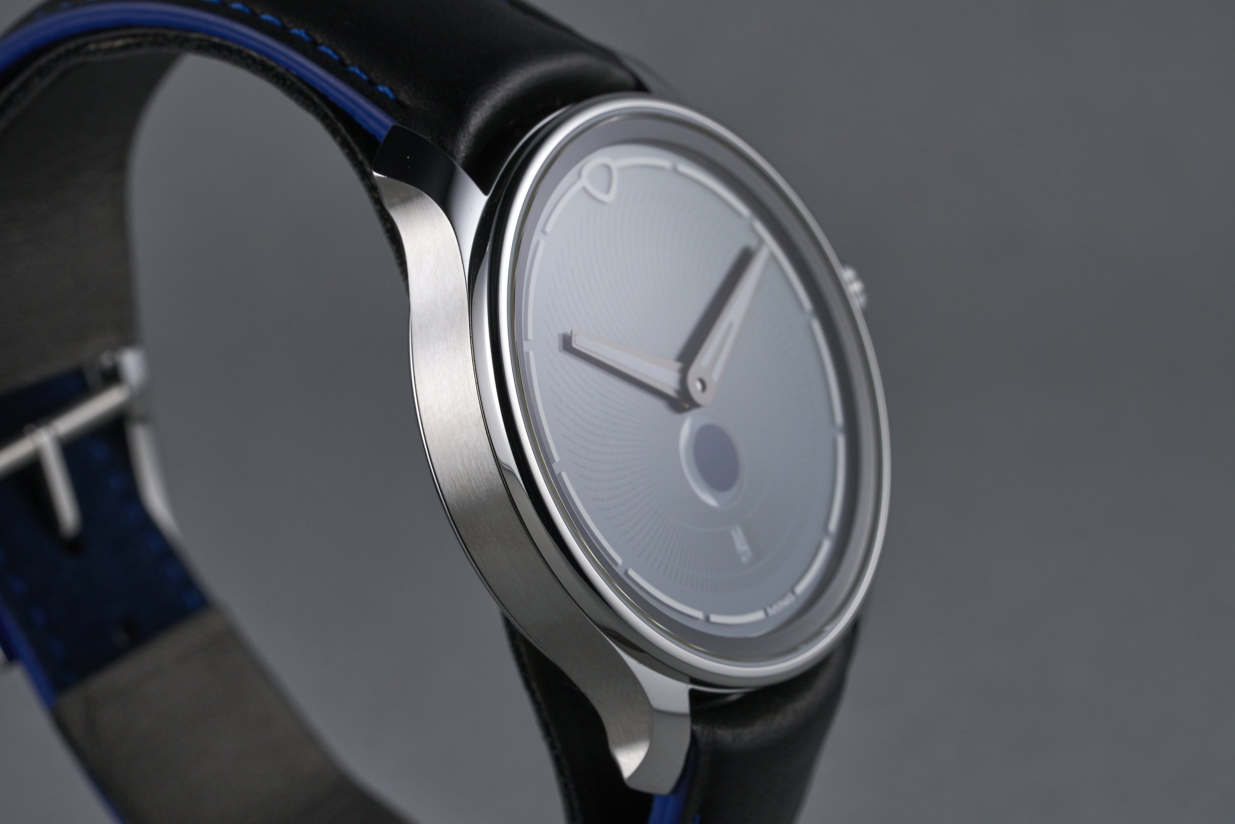 ming-moon.boxpapers-37.05-blue.dial-2024-oysterpalace-OP2152-05.jpg