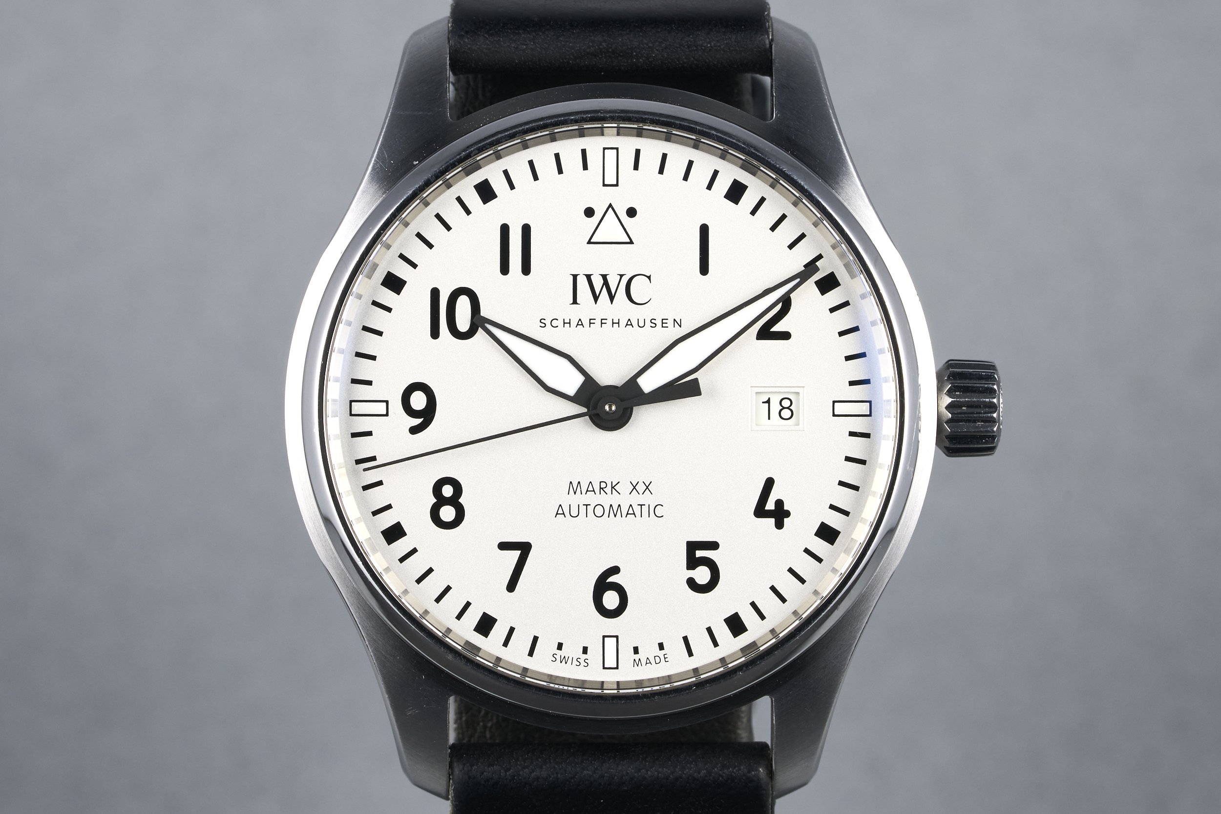 iwc-Pilots.Watch.markxx.boxpapers-IW328207-silver.dial-2024-oysterpalace-OP2270-01.jpg