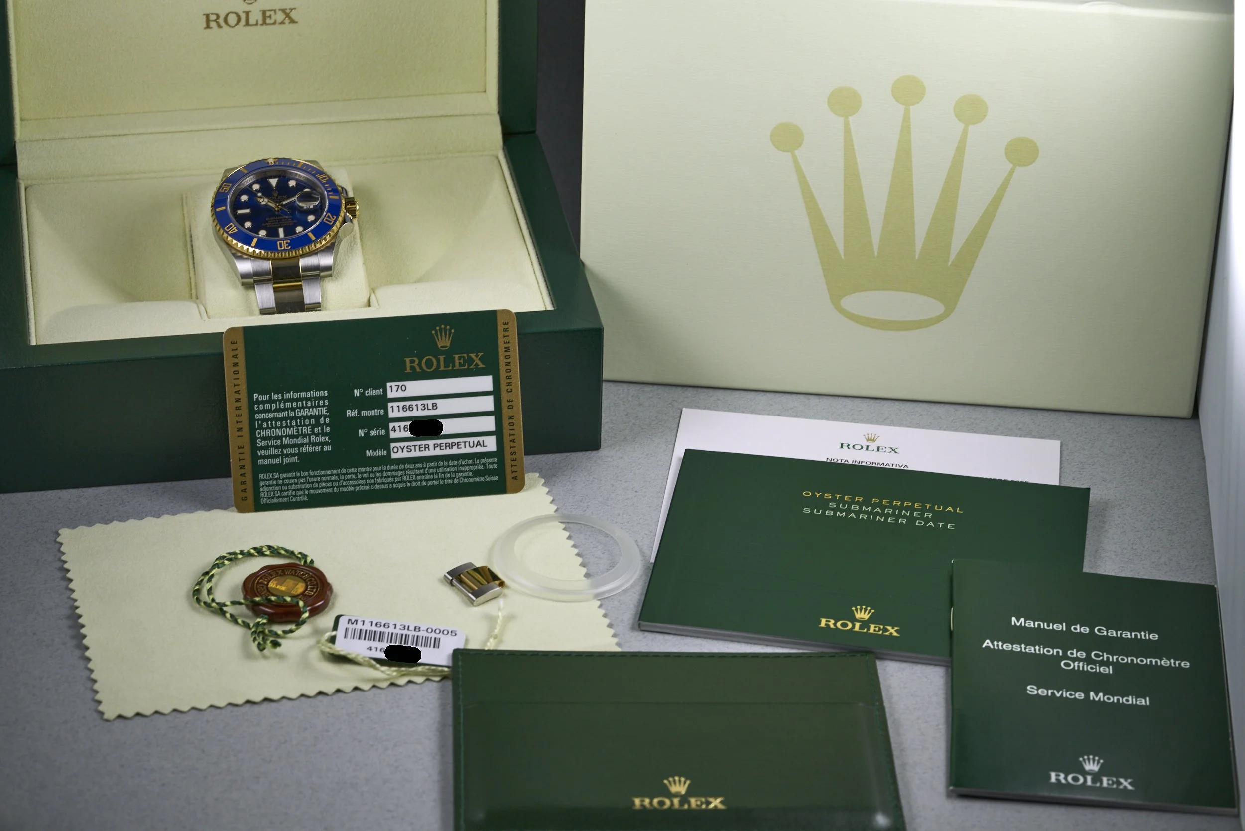rolex-submariner.twotone.boxpapers-116613LB-blue.dial-2014-oysterpalace-OP2266-10.jpg