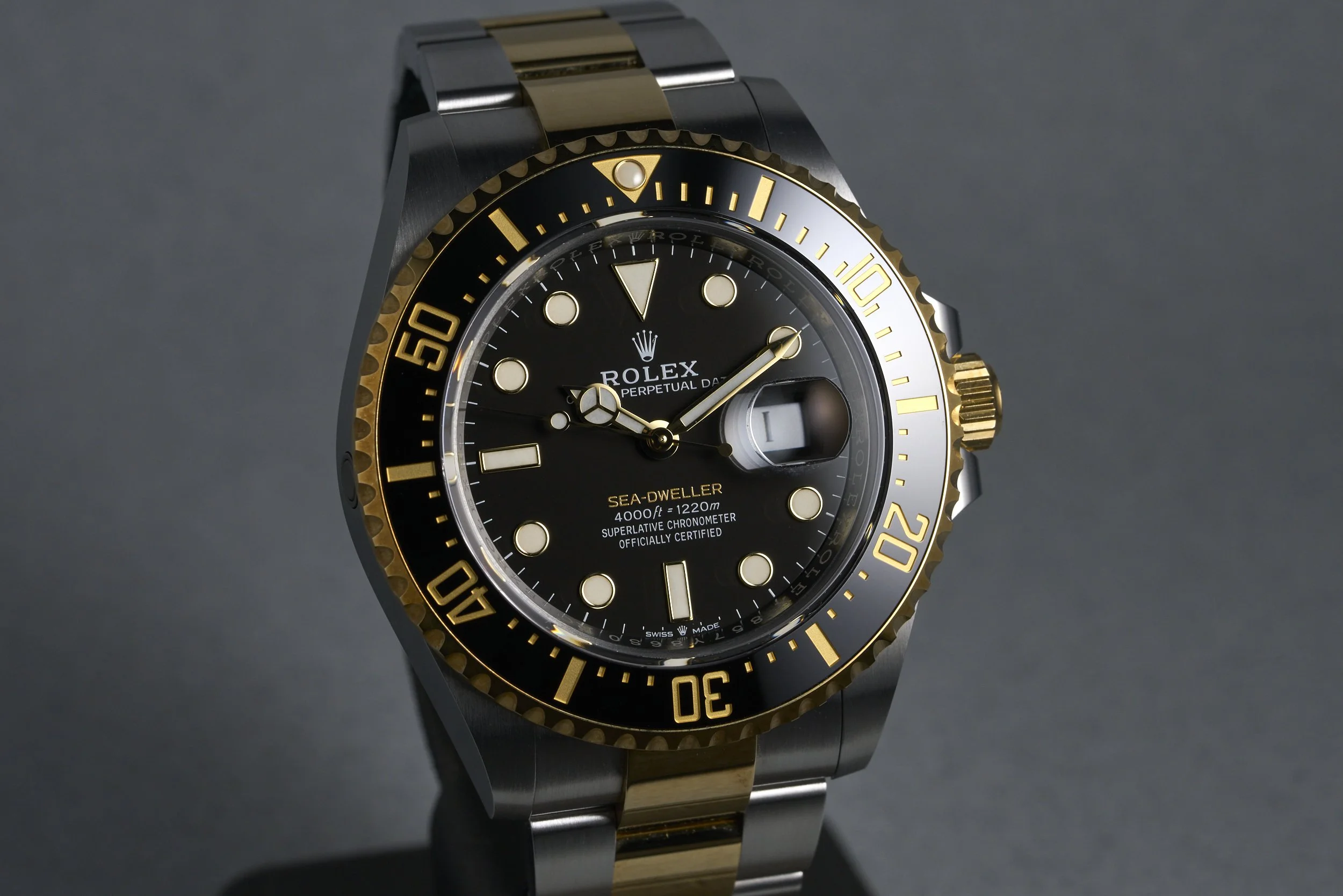 rolex-seadweller.twotone.boxpapers-126603lb-black.dial-2022-oysterpalace-OP2202-02.jpg