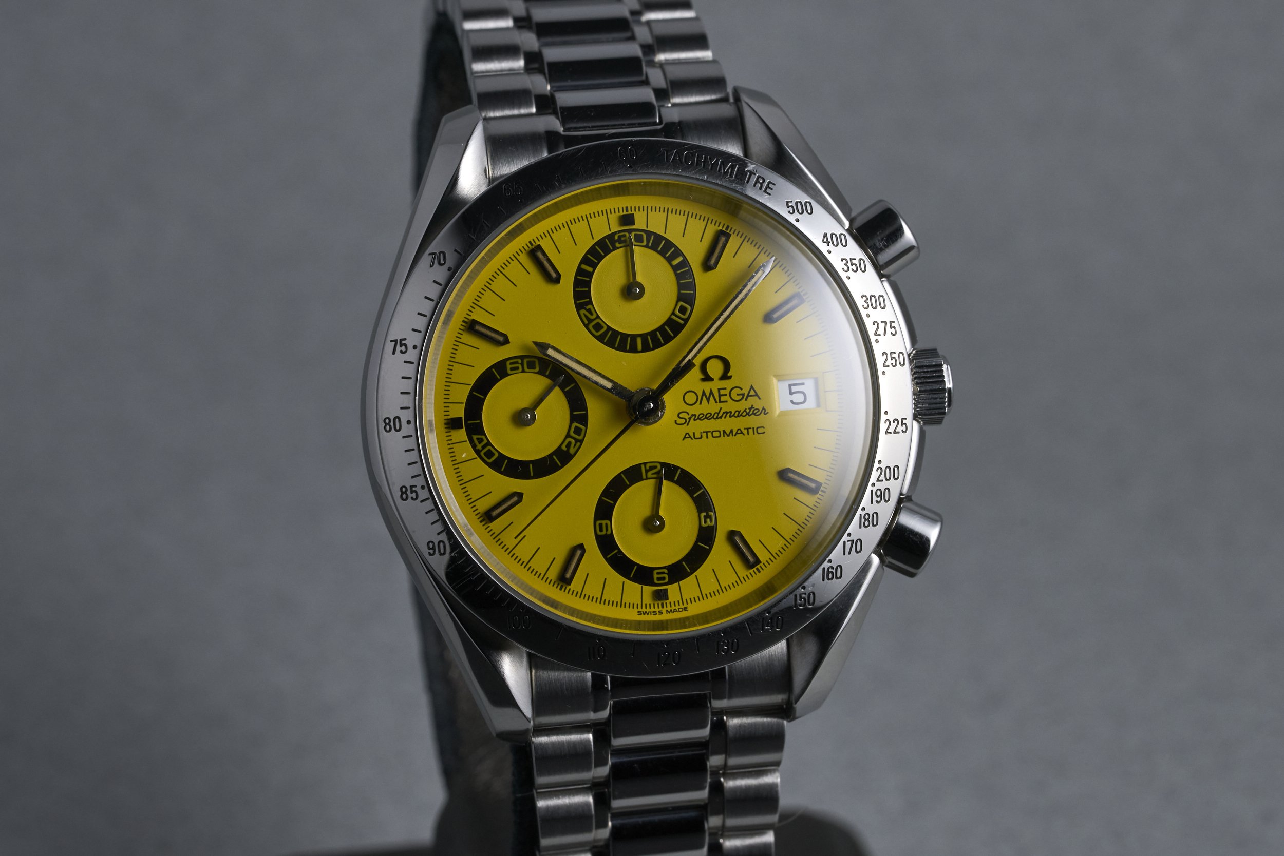 omega-speedmaster.reduced-3511.12-yellow.schumacher.dial-1990's-oysterpalace-OP2326-02.jpg
