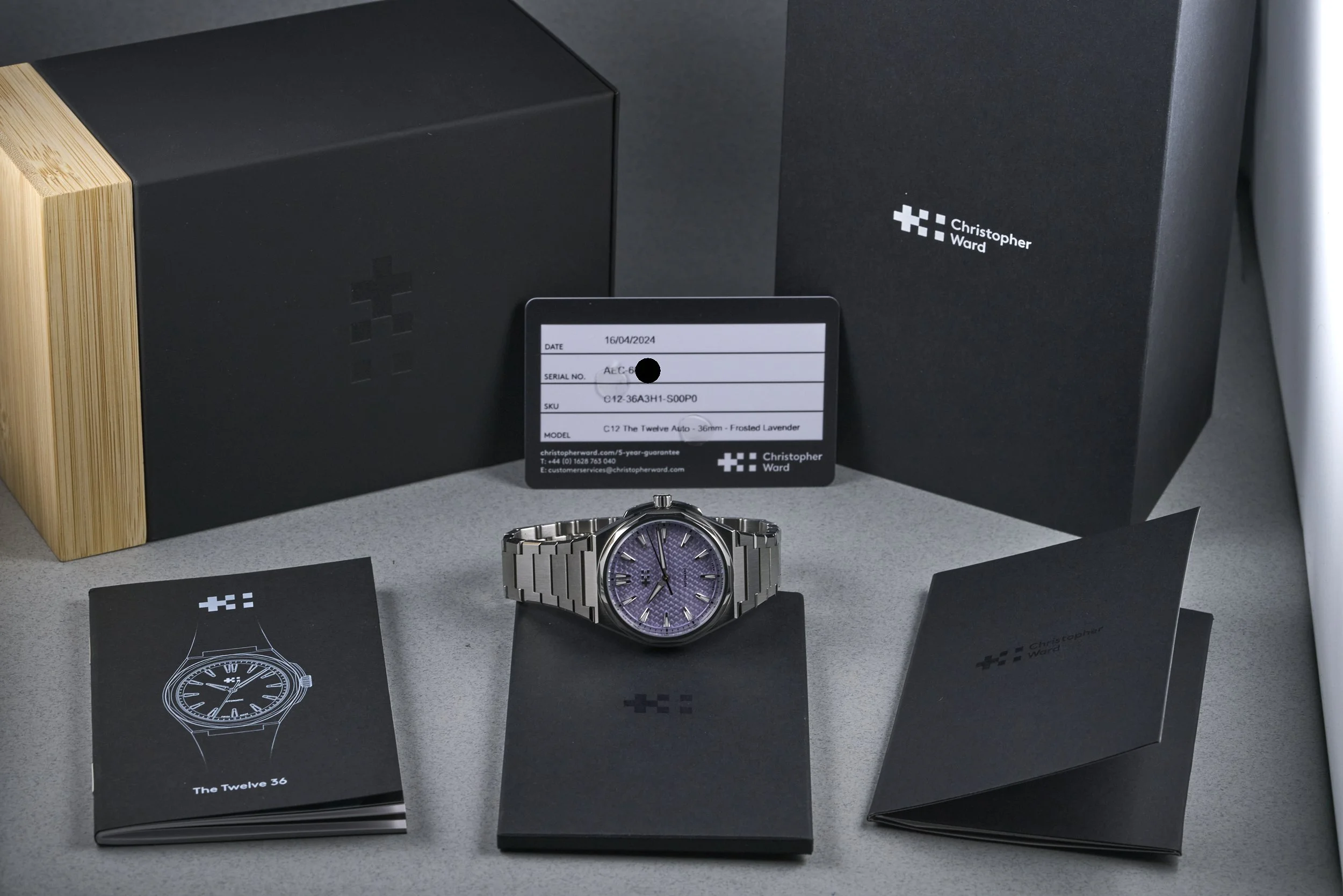 chistopherward-twelve.boxpapers-frosted.lavender-pink.dial-2023-oysterpalace-OP2253-09.jpg