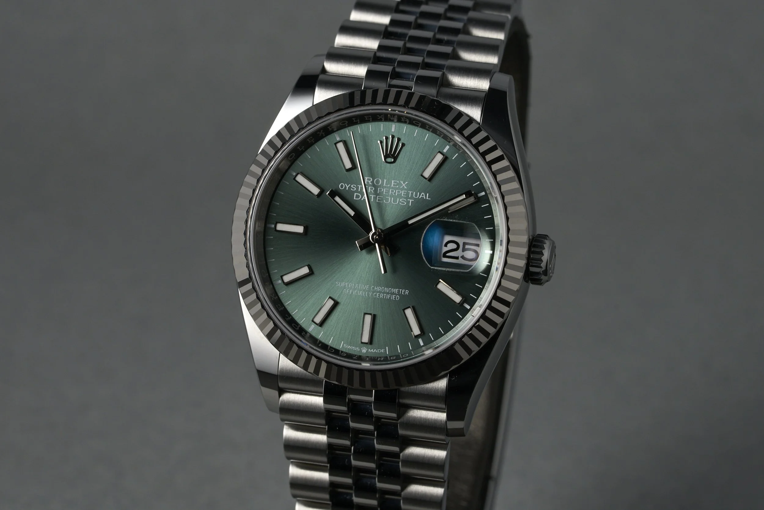 rolex-datejust.36.boxpapers-126234-mint.green.dial-2023-oysterpalace-OP2173-03.jpg
