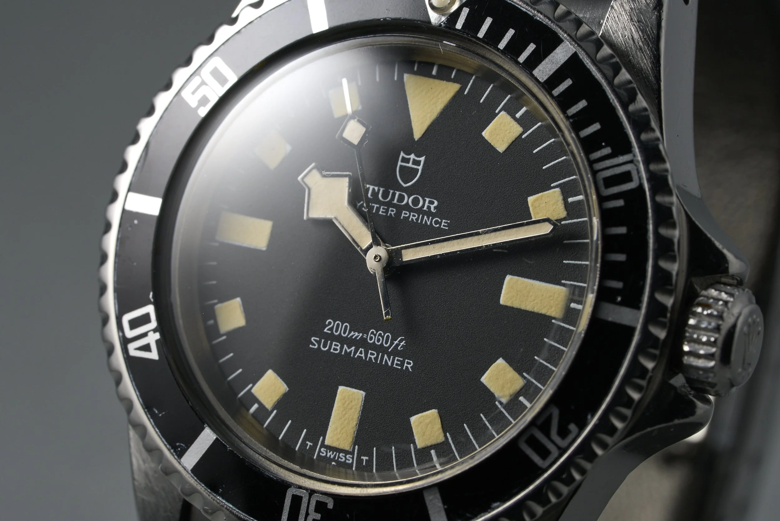 tudor-submariner-94010-black.dial-1979-oysterpalace-OP2223-05.jpg