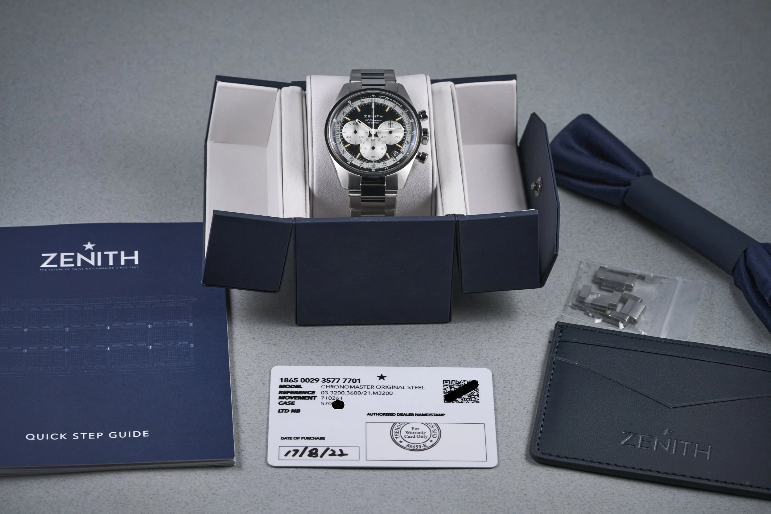 zenith-chronomaster.original.boxpaper-03.3200.3600.21.m3200-reverse.panda.dial-2022-oysterpalace-OP2183-13.jpg