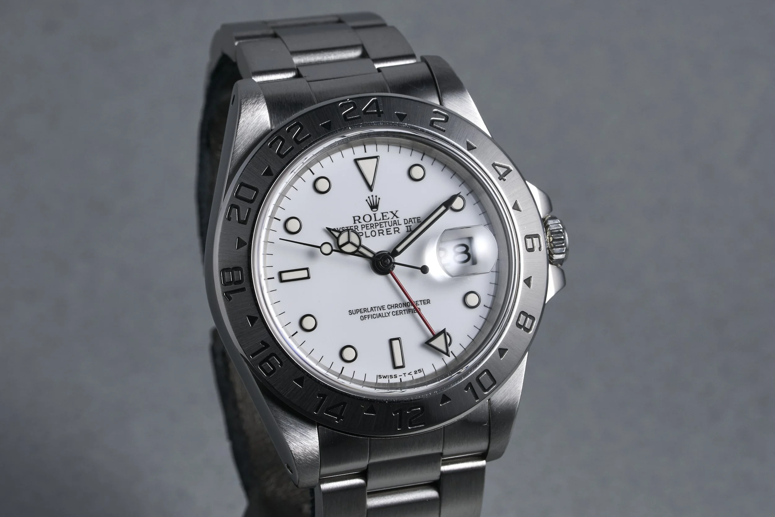 rolex-explorerII.boxservicepapers-16570-white.tritium.dial-1995.W-oysterpalace-OP2317-02.jpg