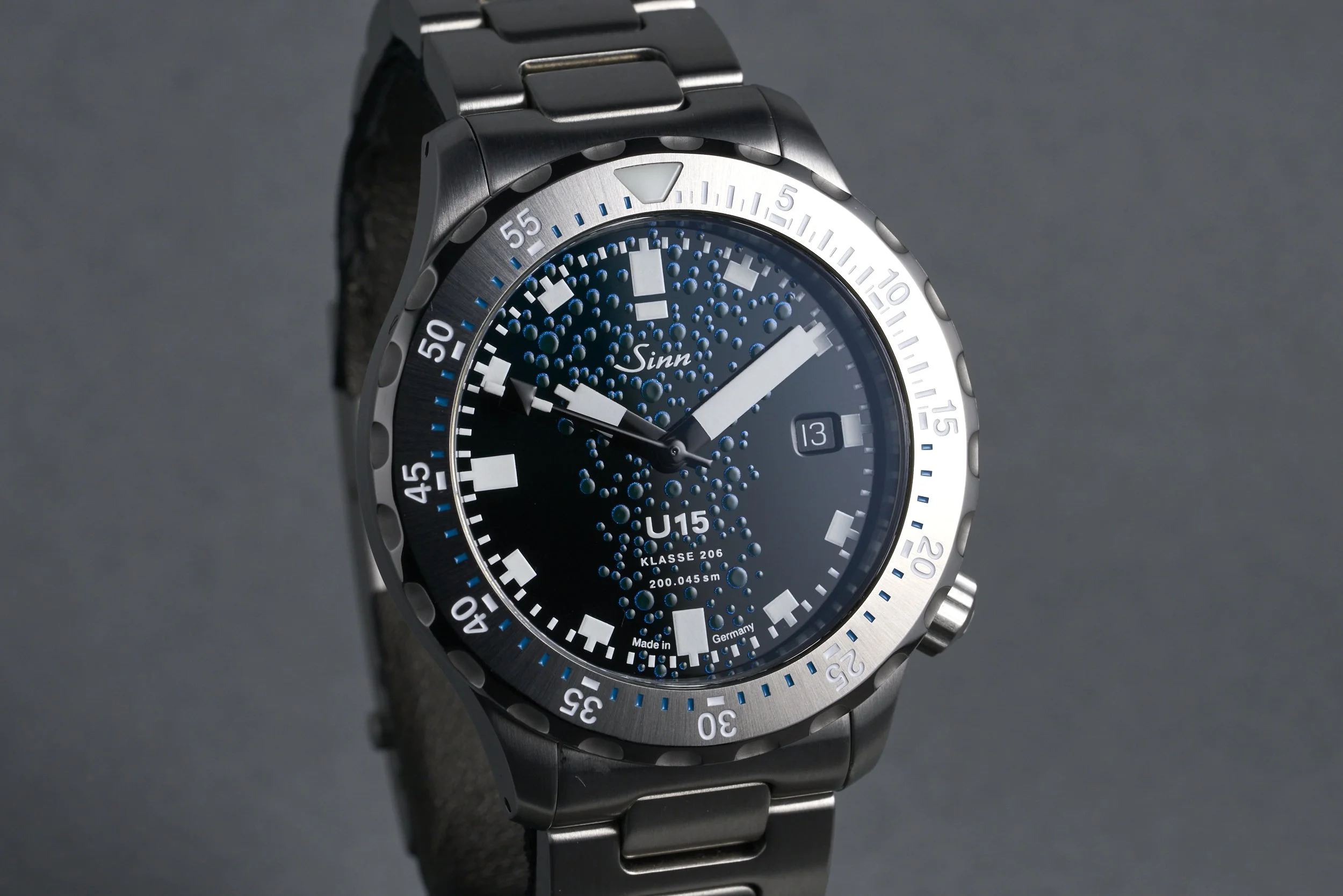 Sinn-u15.limitededition.boxpapers-U15LE-blue.dial-2025-oysterpalace-OP2281-02.jpg