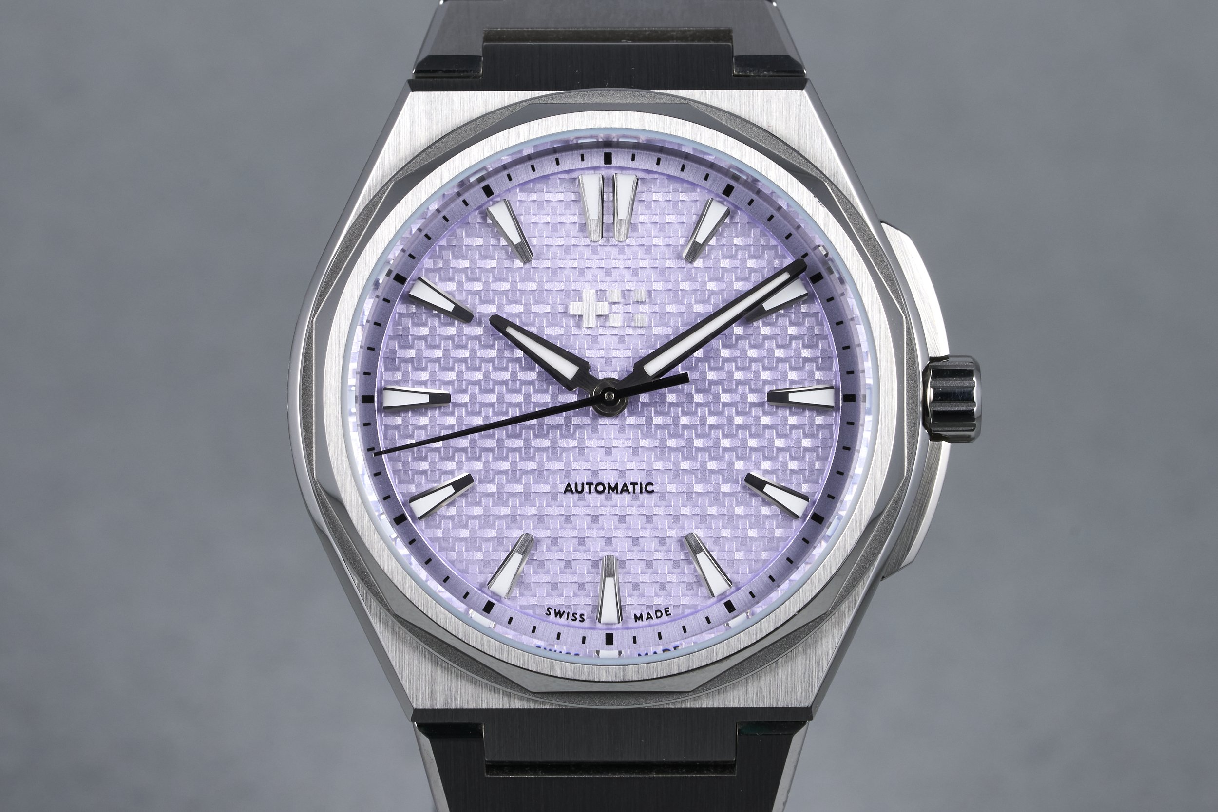 chistopherward-twelve.boxpapers-frosted.lavender-pink.dial-2023-oysterpalace-OP2253-01.jpg
