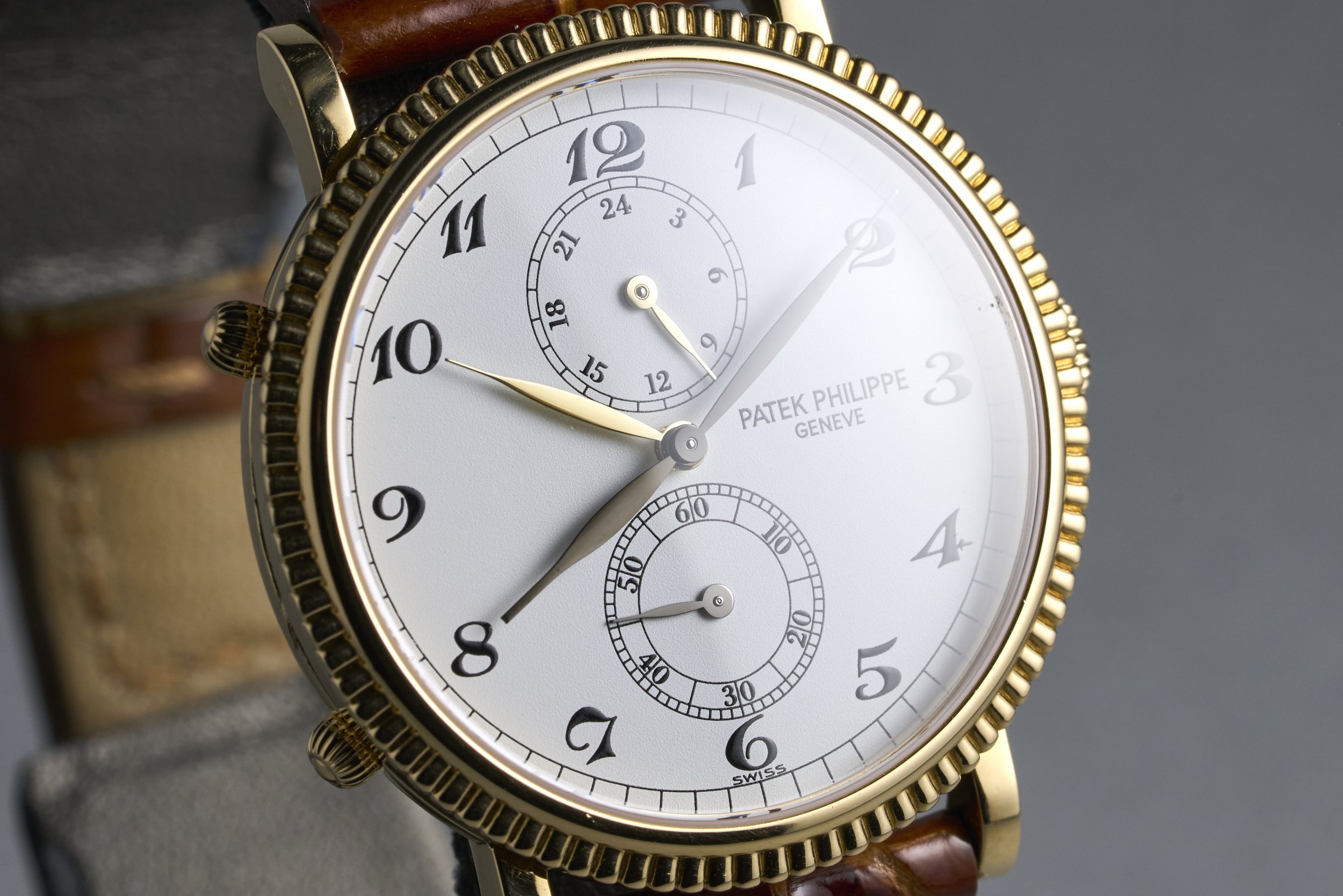 patekphilippe-traveltime.yellowgold.servicepapers-5034-white.roman.dial-2000s-oysterpalace-OP2207-04.jpg