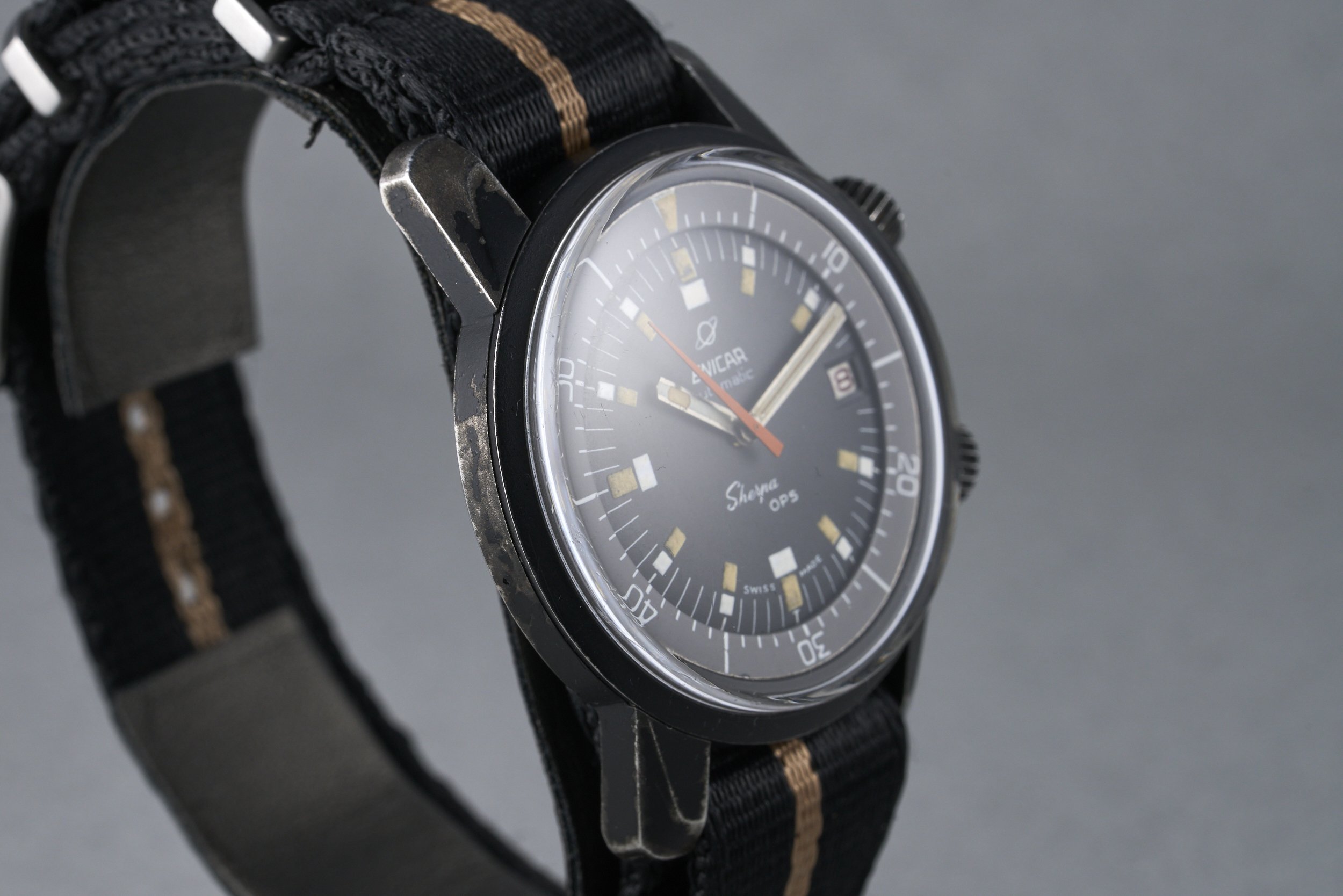 enicar-sherpa.ops.pvd-2342-black.dial-1970s-oysterpalace-OP2157-06.jpg