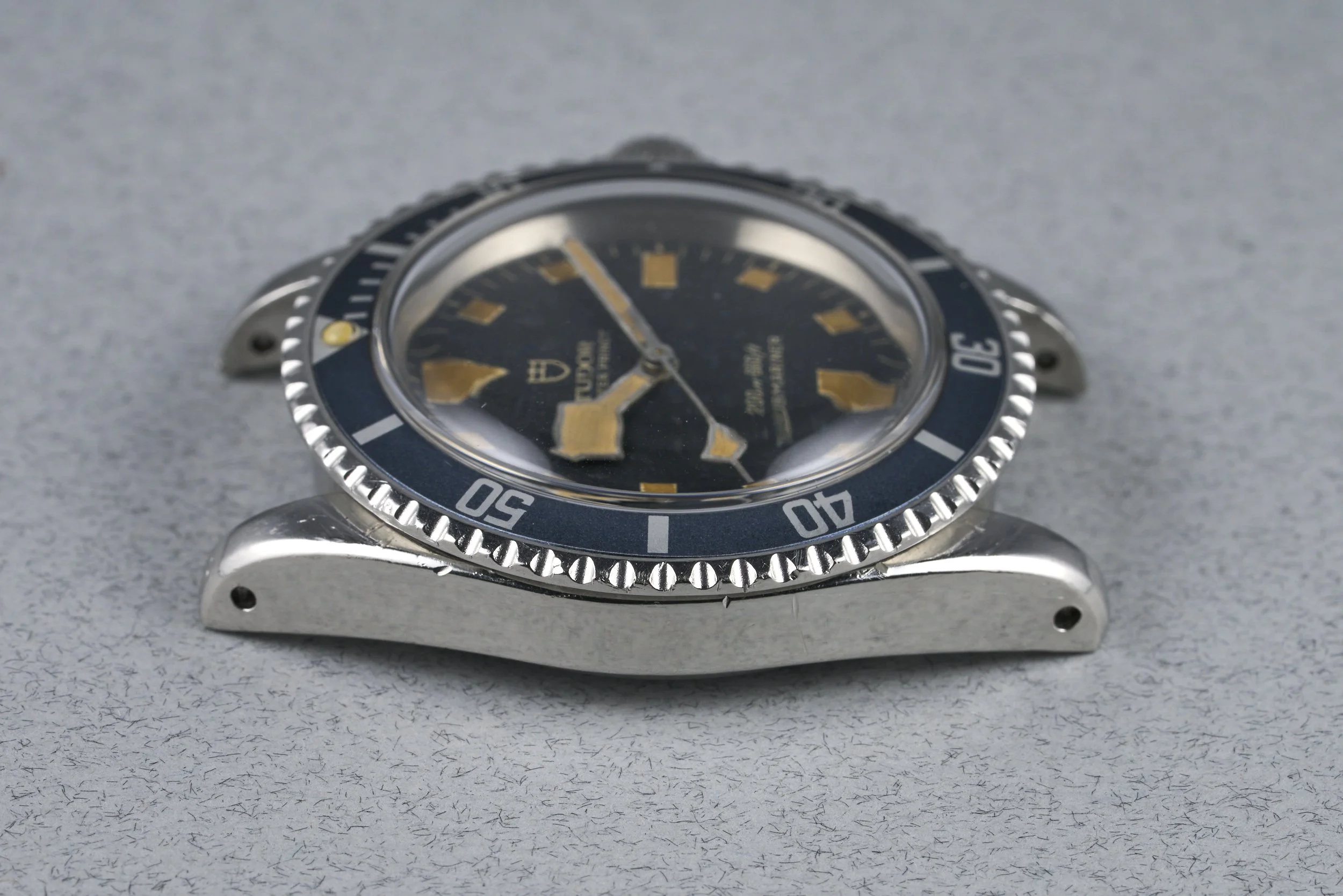 tudor-submariner-7016-blue.snowflake.dial-780xxx-oysterpalace-OP2268-11.jpg