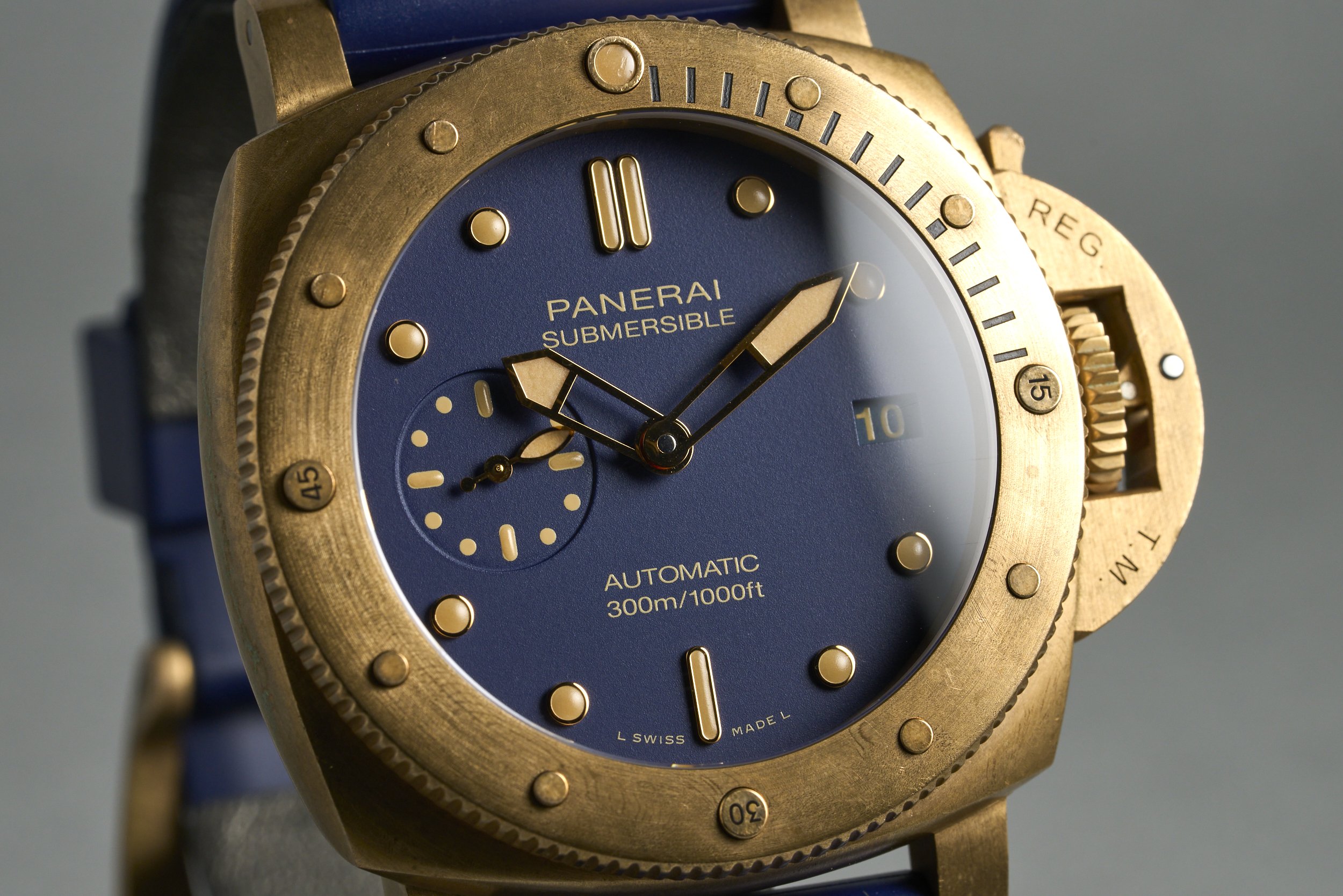 panerai-submersible.bronze.boxpapers-PAM01074-blue.dial-2023-oysterpalace-OP2154-04.jpg