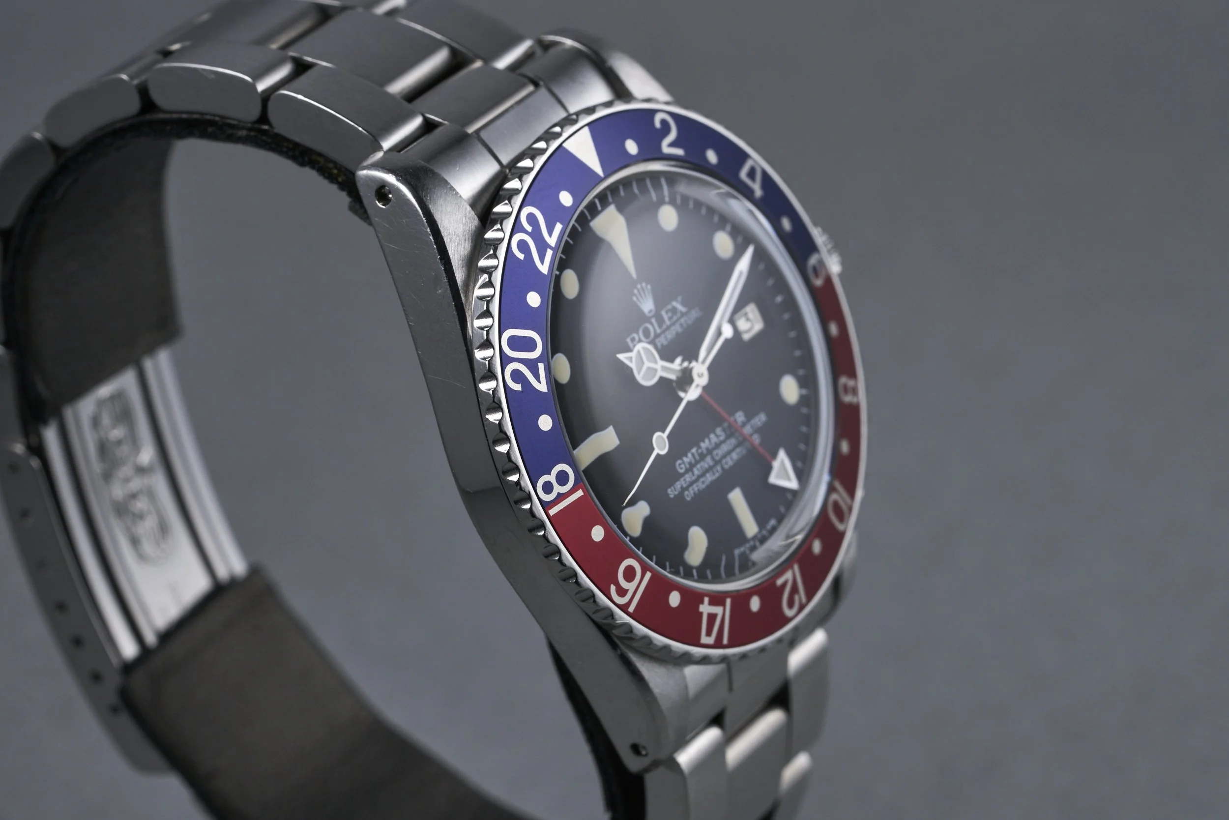 rolex-gmt.boxpapers-1675-tritium.service.dial-3.1mill-oysterpalace-OP2171-05.jpg