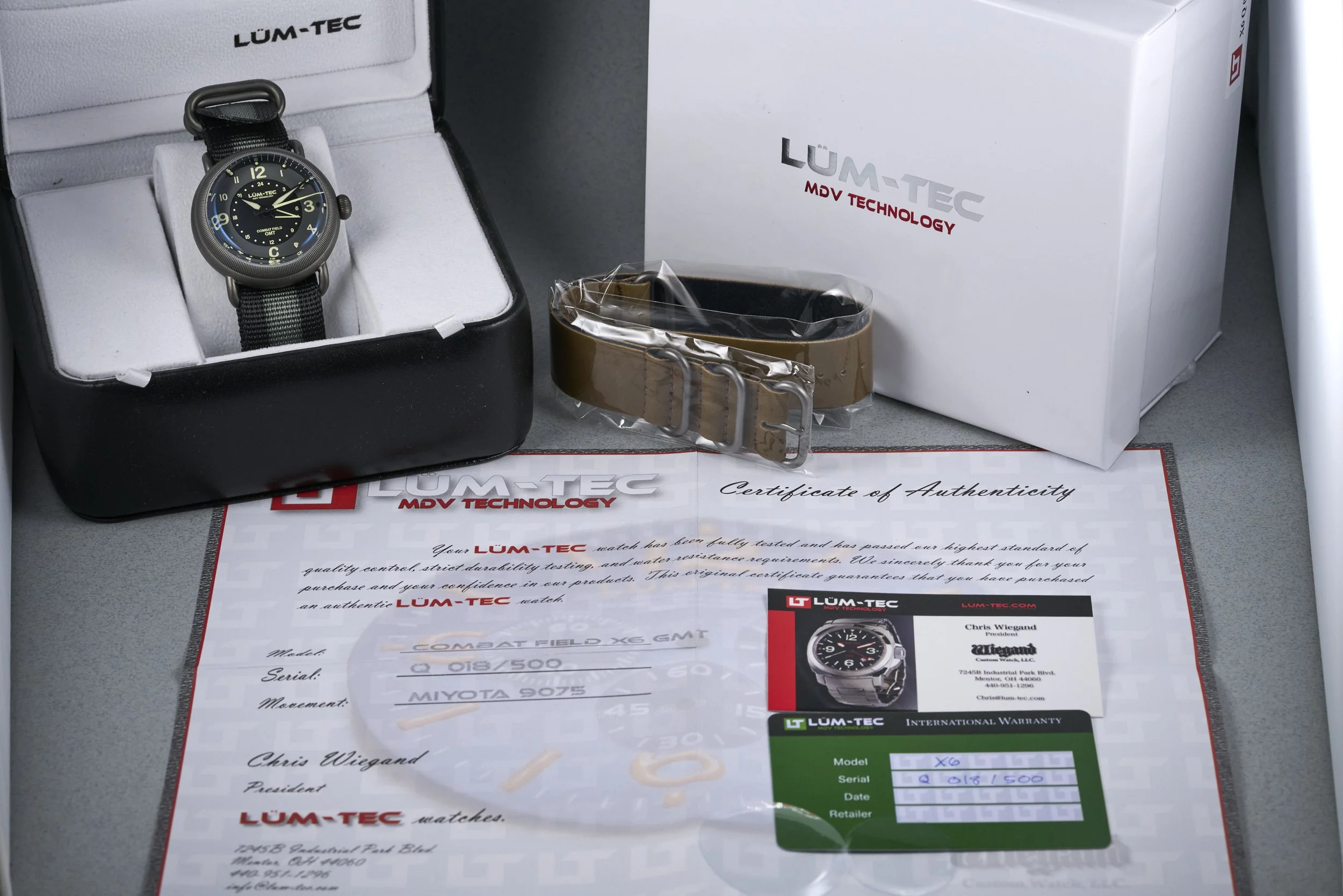 lumtec-combat.field.boxpapers-X6-black.dial-12020s-oysterpalace-OP2184-08.jpg