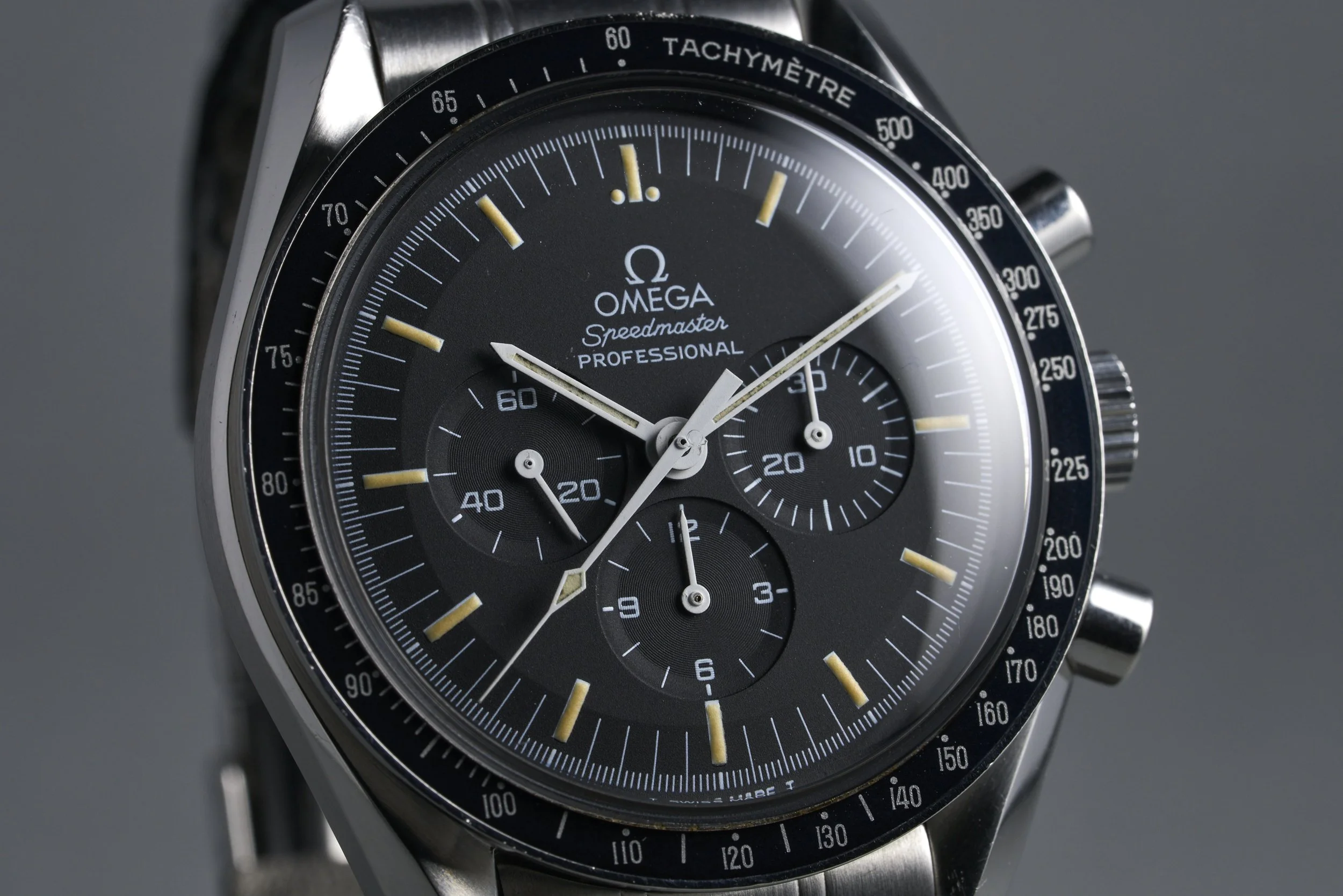 omega-speedmaster.boxpapers-3590.50-black.dial-1996-oysterpalace-OP2277-04.jpg