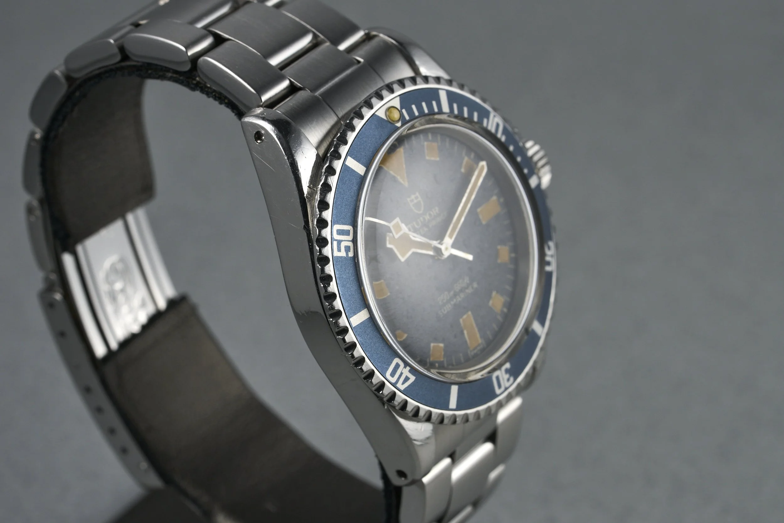 tudor-submariner-7016.0-blue.snowflake.dial-780.xxx-oysterpalace-OP2193-06.jpg