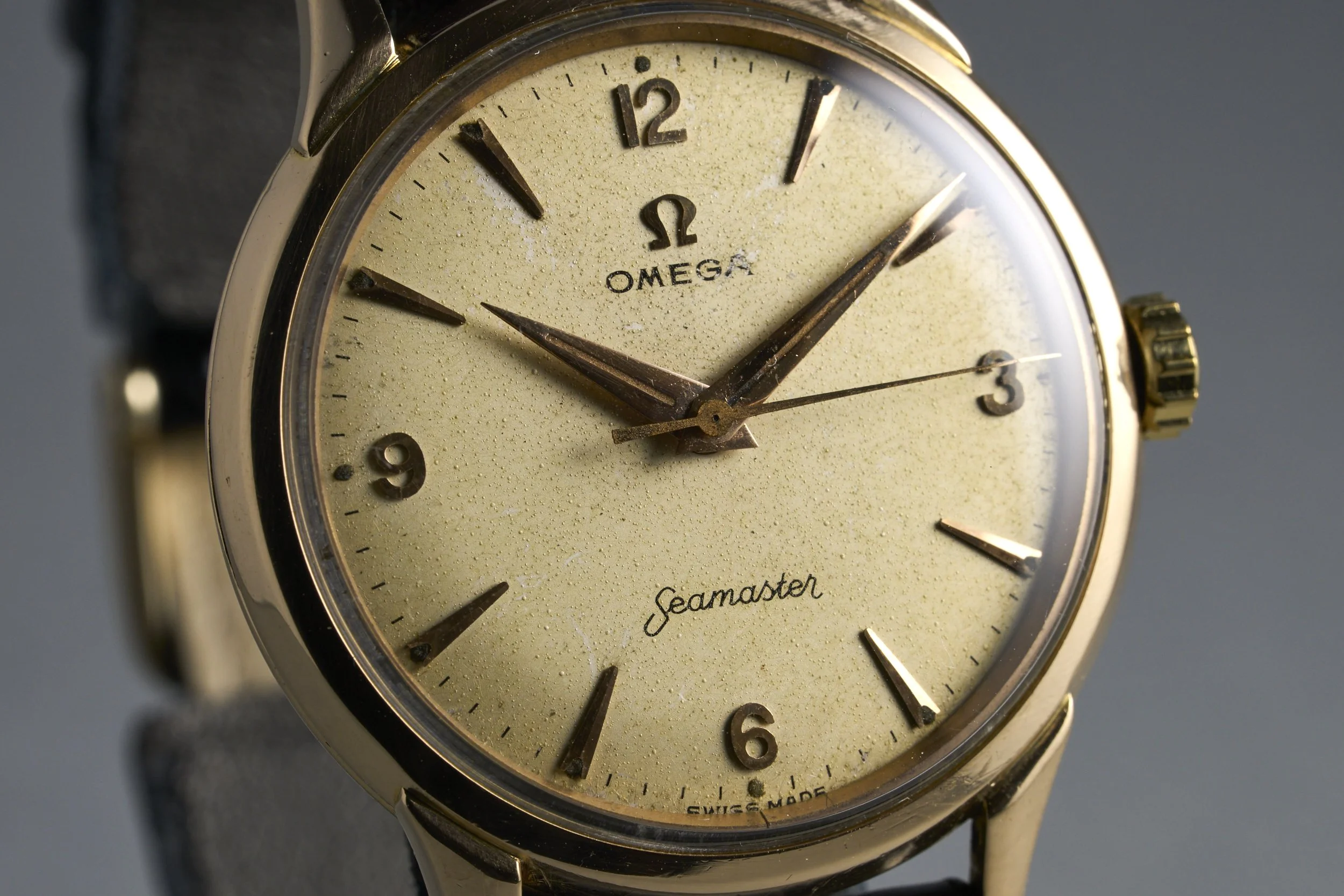 omega-seamaster.rose.gold-cal284-cream.dial-1950s-oysterpalace-OP2315-04.jpg