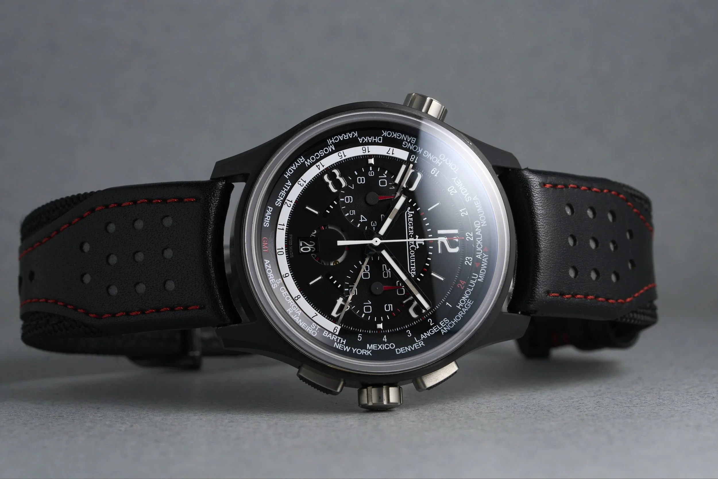 jlc-amvox5worldchronograph.boxpaper-193.a.c2-black.dial-2015-oysterpalace-OP2175-12.jpg