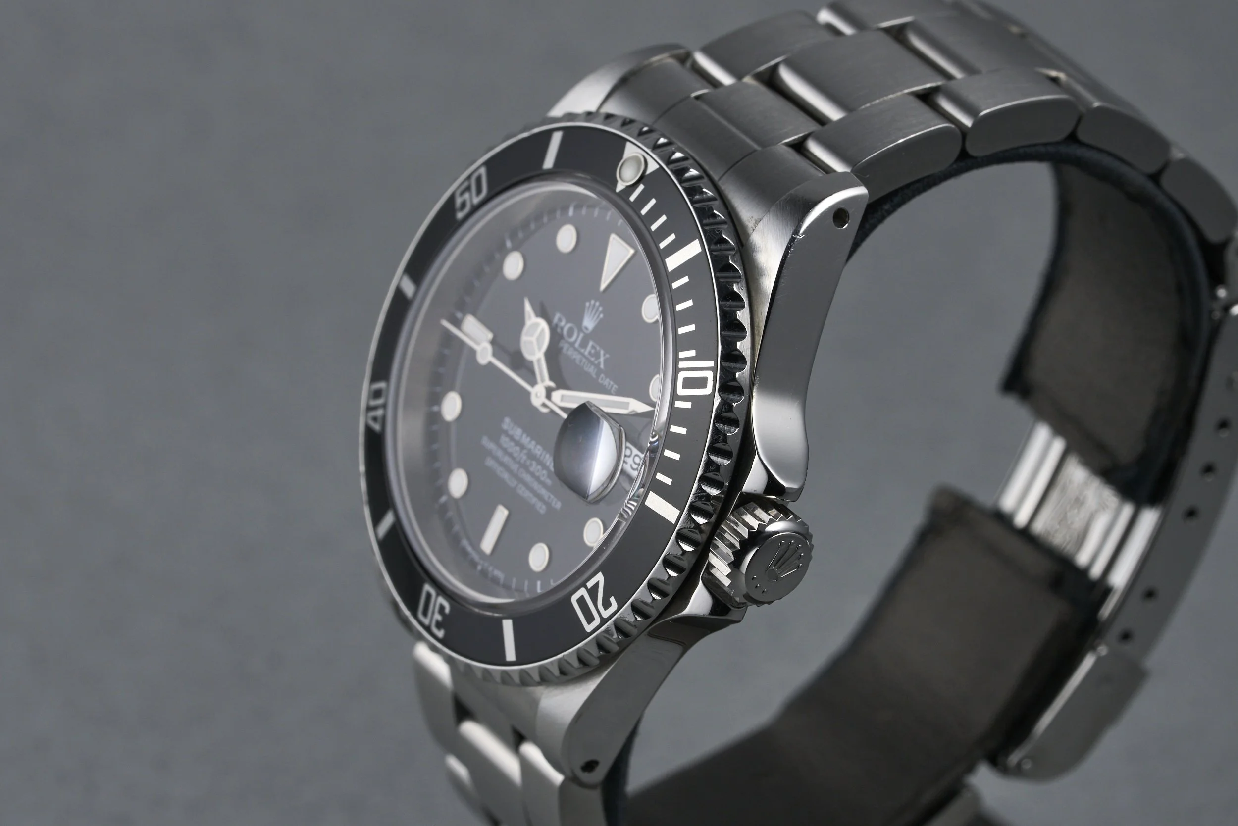 rolex-submariner.boxpapers-16610-tritium.dial-1995.W-oysterpalace-OP2321-06.jpg