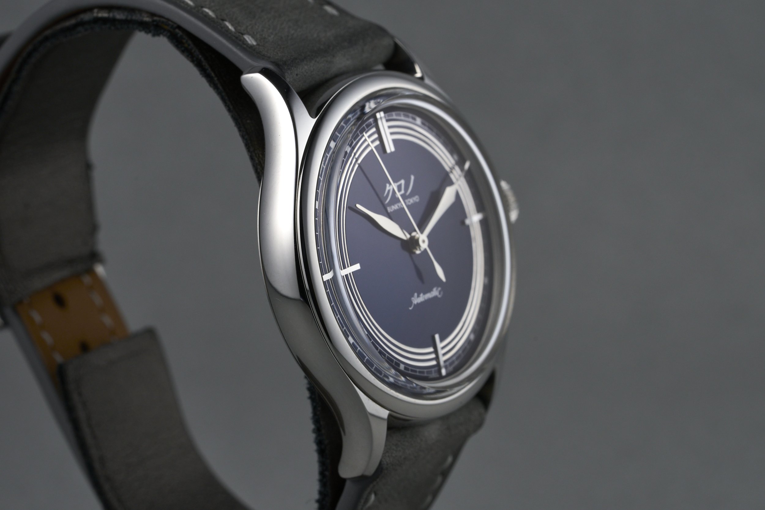 kuronotokyo-midnightblueanniversary.boxpapers-7200R-blue.dial-2022-oysterpalace-OP2151-05.jpg