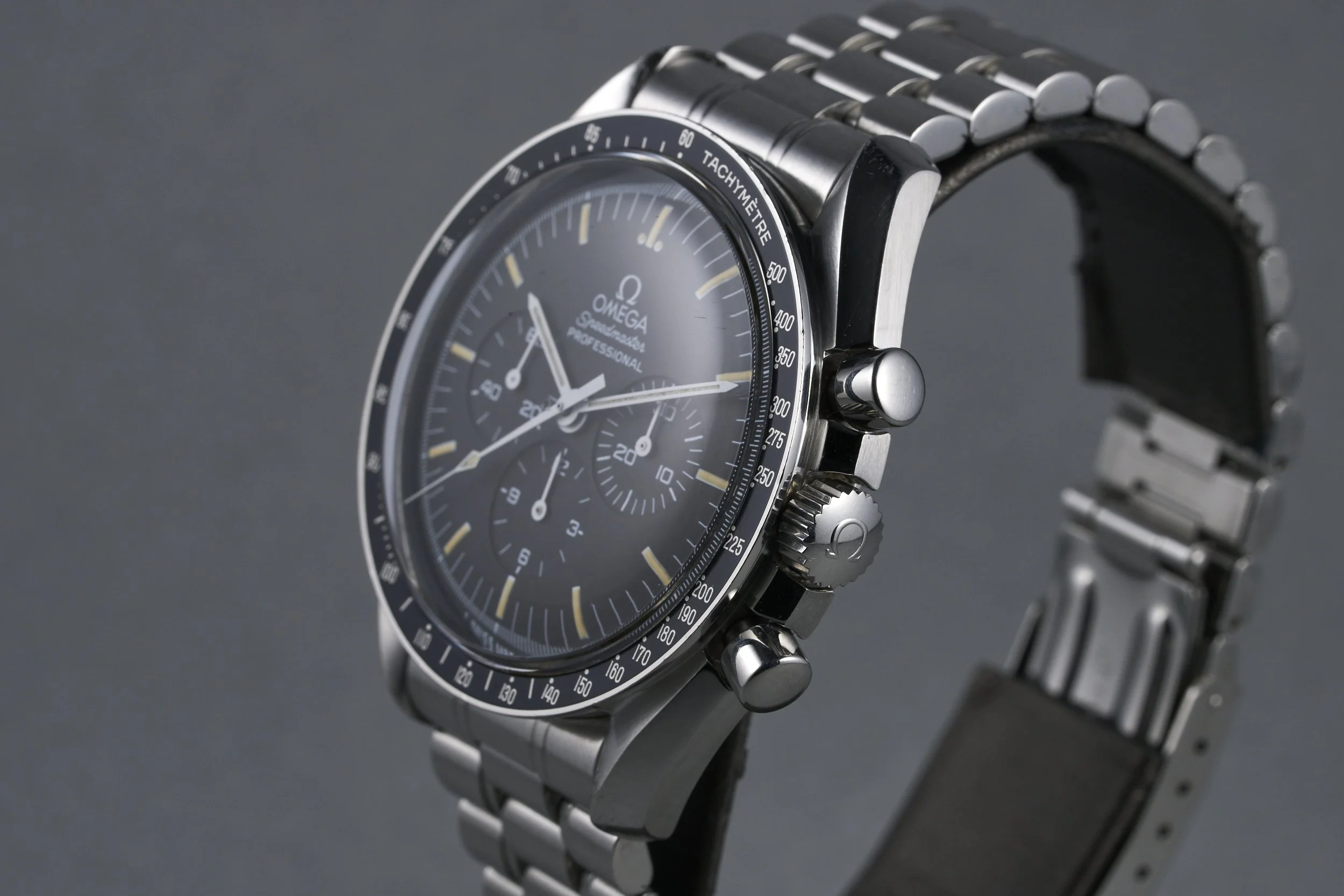 omega-speedmaster.boxpapers-3590.50-black.dial-1996-oysterpalace-OP2277-06.jpg