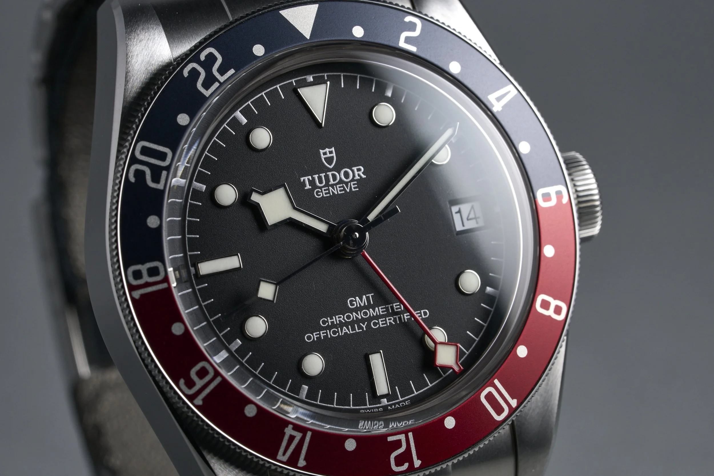tudor-blackbay.gmt.boxpapers-79830RB-black.dial-2018-oysterpalace-OP2225-04.jpg