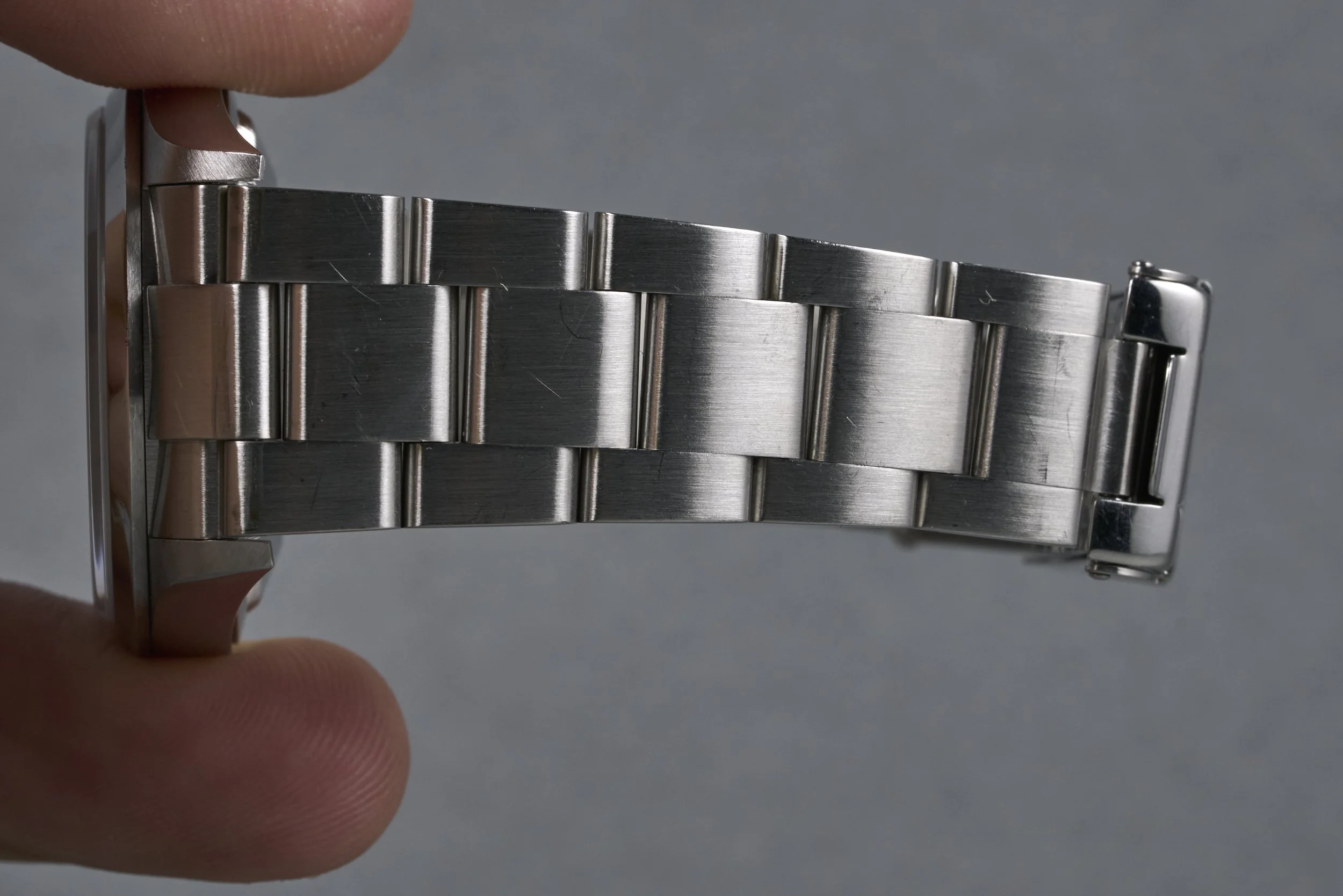 rolex-explorer.boxpapers-114060-luminova.dial-2002.Y-oysterpalace-OP2284-08.jpg