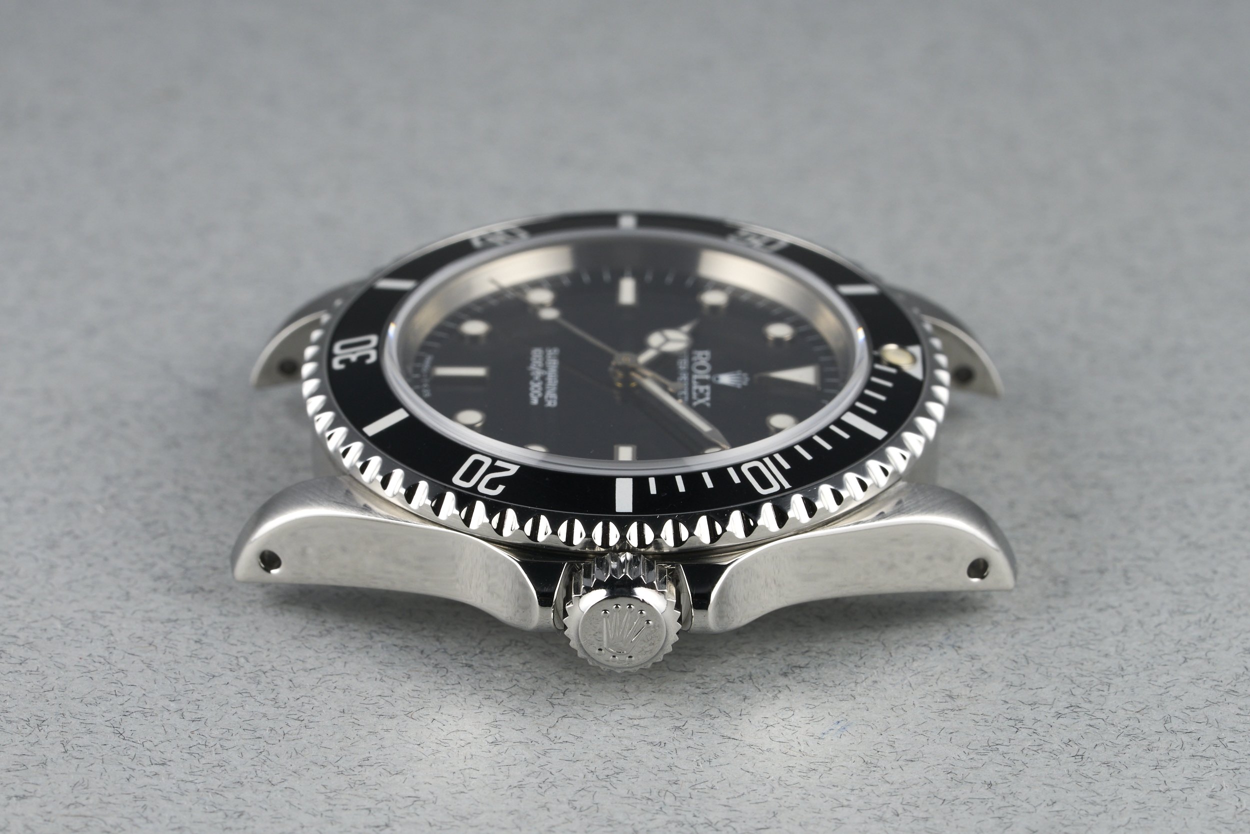 rolex-submairner-14060-tritium.dial-1995.T-oysterpalace-OP2130-10.jpg