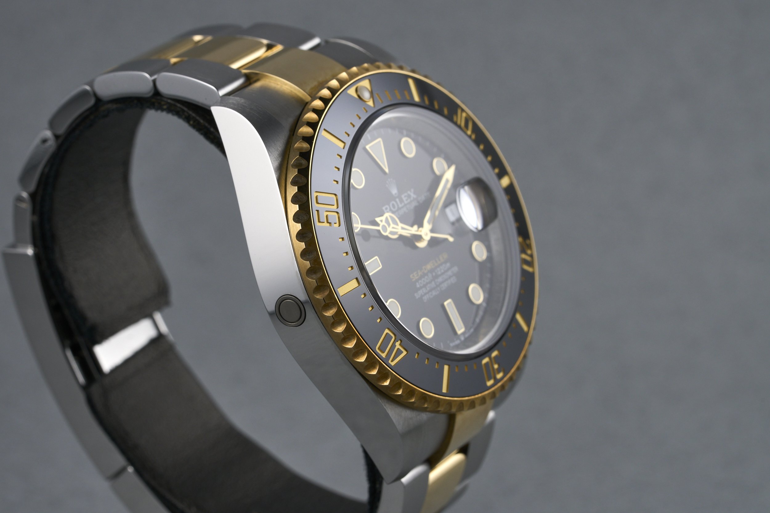 rolex-seadweller.twotone.boxpapers-126603lb-black.dial-2022-oysterpalace-OP2202-05.jpg