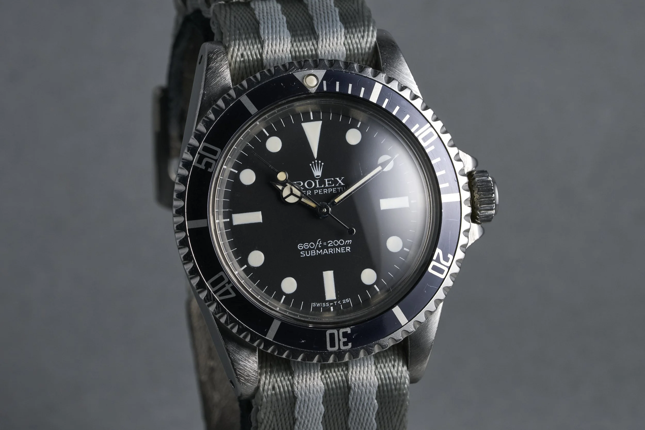 rolex-submariner-5513-mk1.maxidial-5.5mill-oysterpalace-OP2300-02.jpg