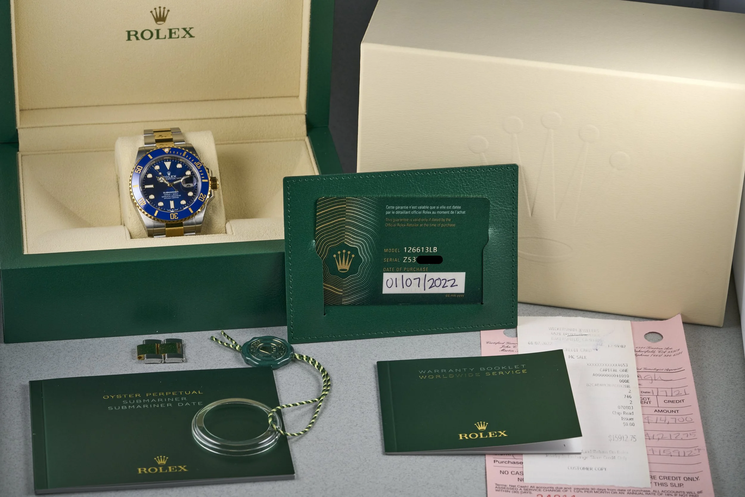 rolex-submariner.twotone.boxpapers-126613lb-blue.dial-2022-oysterpalace-OP2203-10.jpg