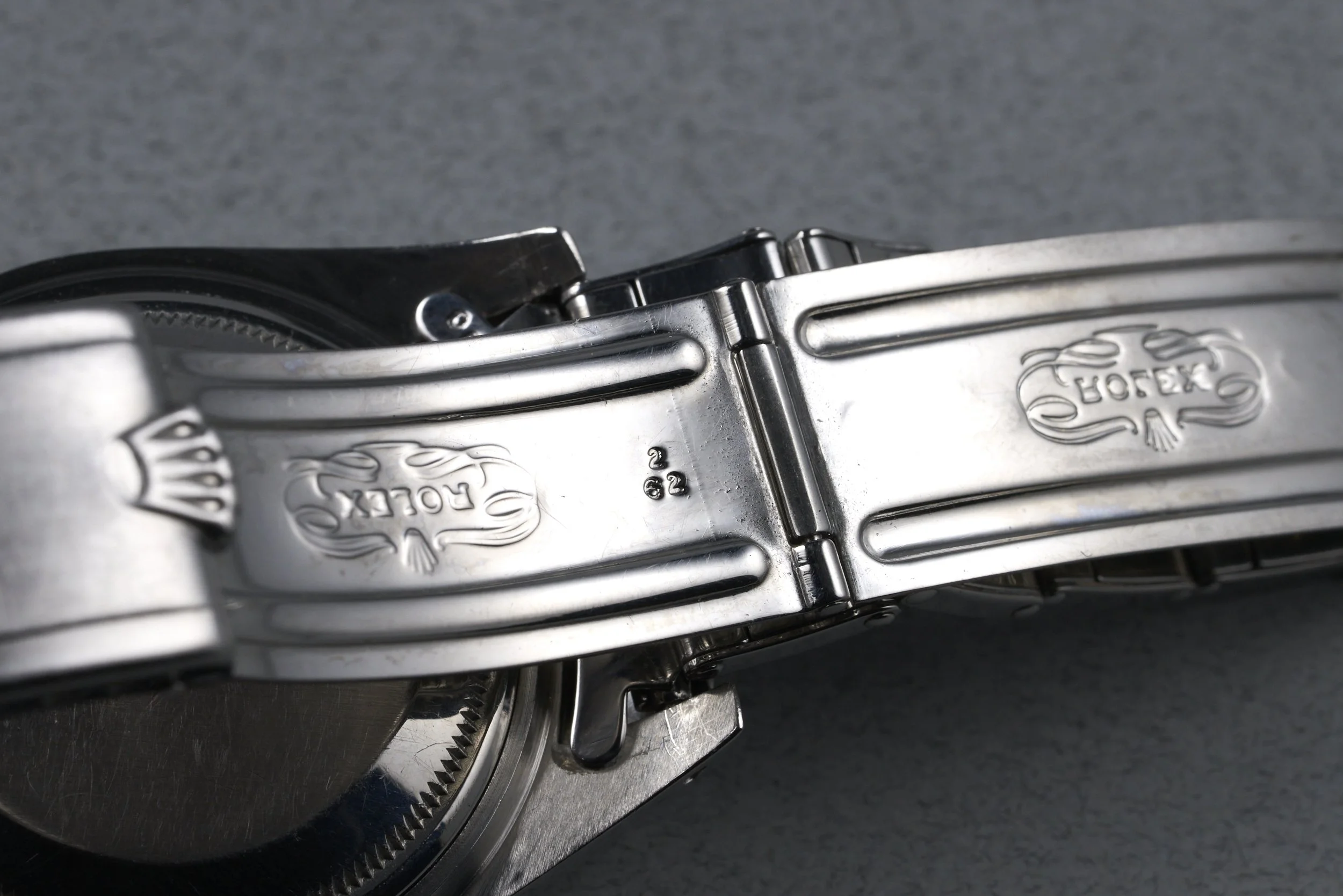 rolex-submariner.redtriangle.box-6536-1-gilt.chapter.ring.dial-398xxx.1958-oysterpalace-OP2294-12.jpg
