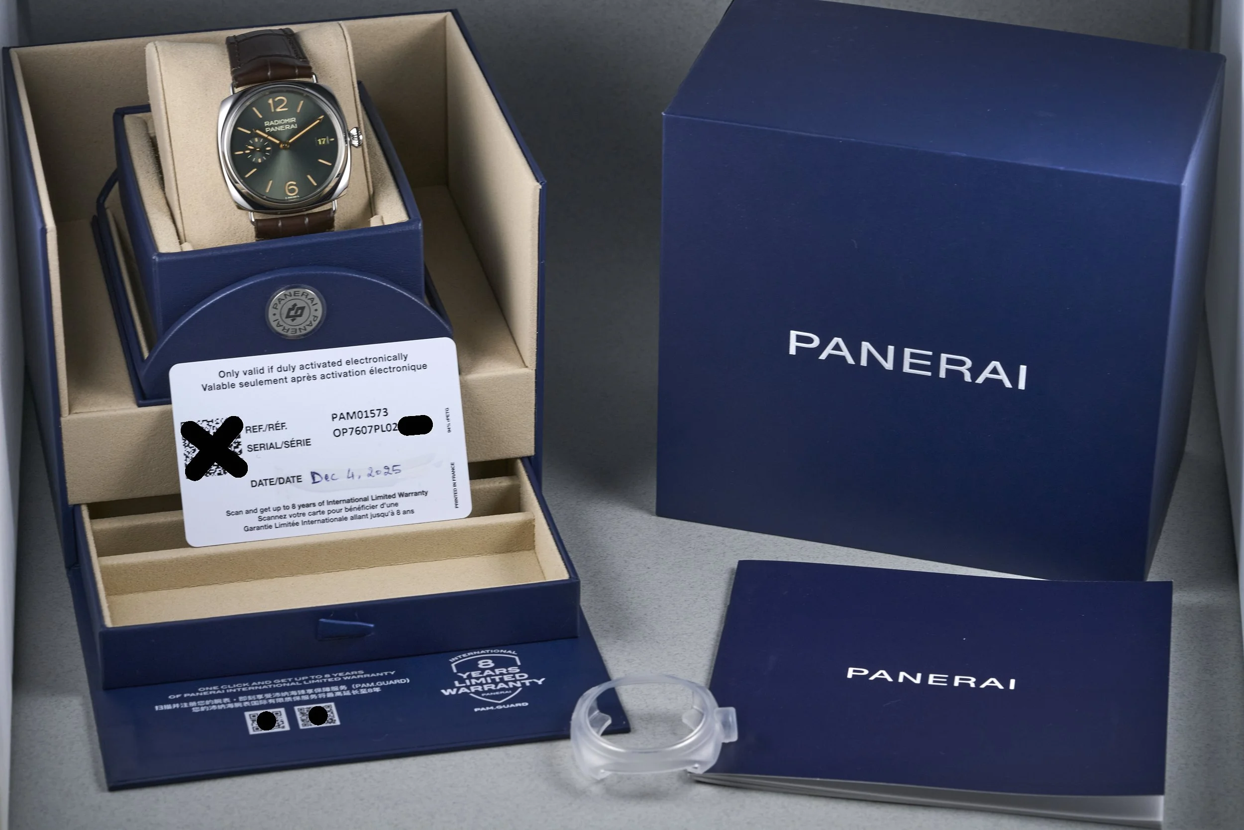 panerai-quaranta.boxpapers-PAM01573-green.dial-2025-oysterpalace-OP2345-09.jpg