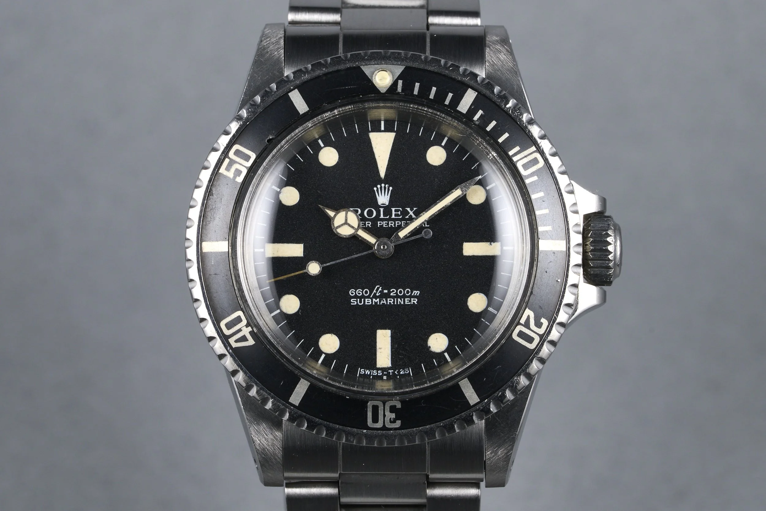 rolex-submariner-5513-non.serif.dial-2.7mill-oysterpalace-OP2289-01.jpg