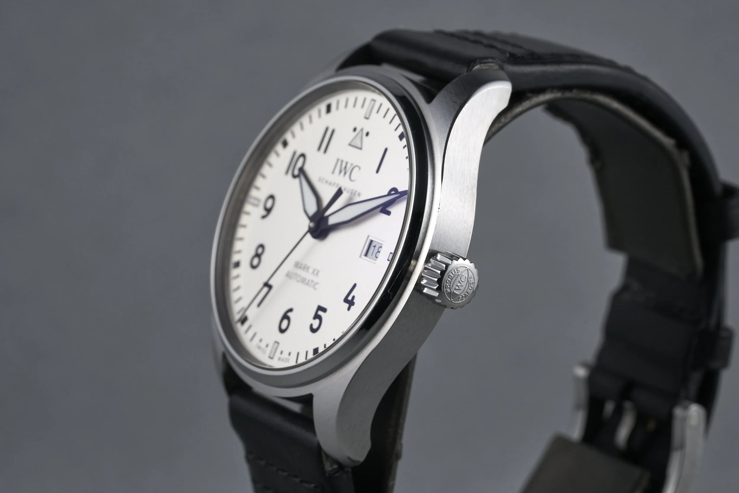 iwc-Pilots.Watch.markxx.boxpapers-IW328207-silver.dial-2024-oysterpalace-OP2270-06.jpg